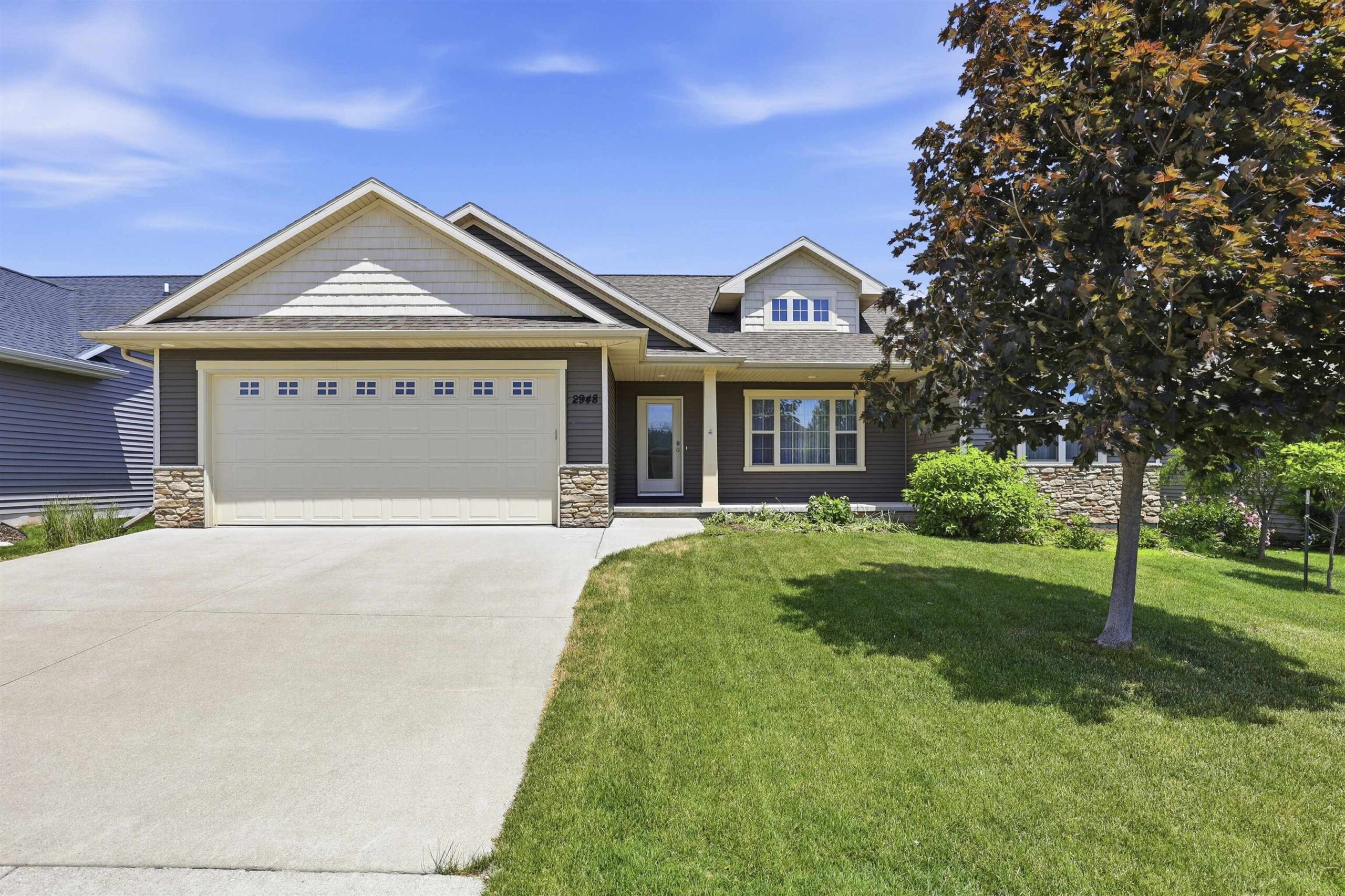 2948 CHRYSTELLA Drive property preview photograph
