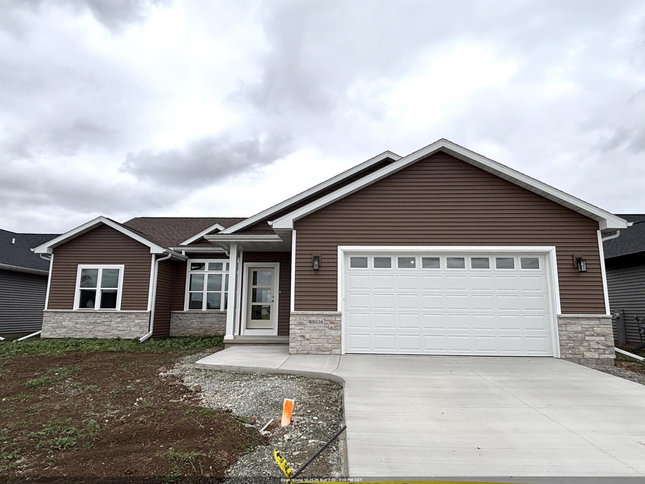 W6538 BREEZY Way property preview photograph