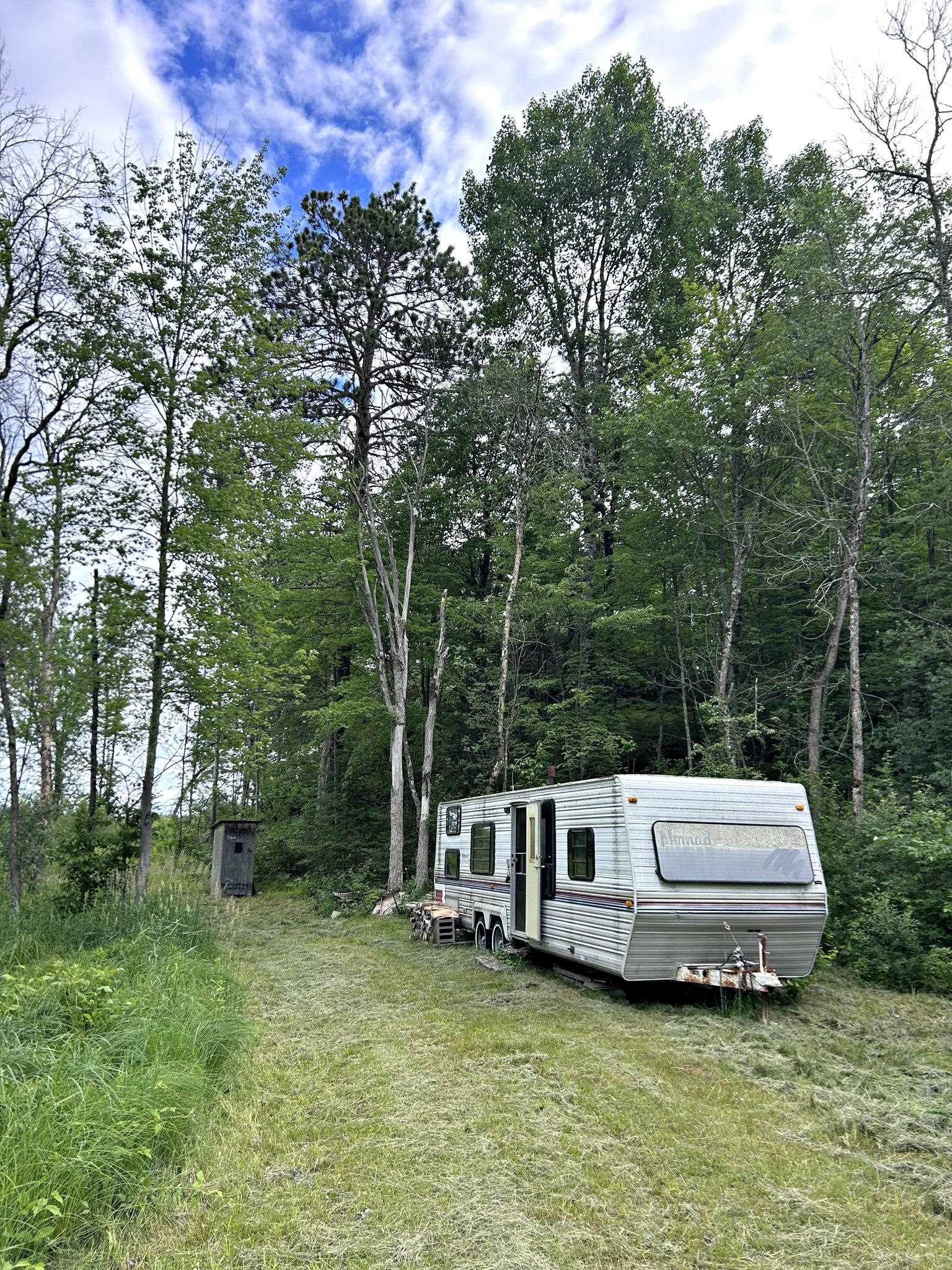 W8546 US HIGHWAY 8 property preview photograph