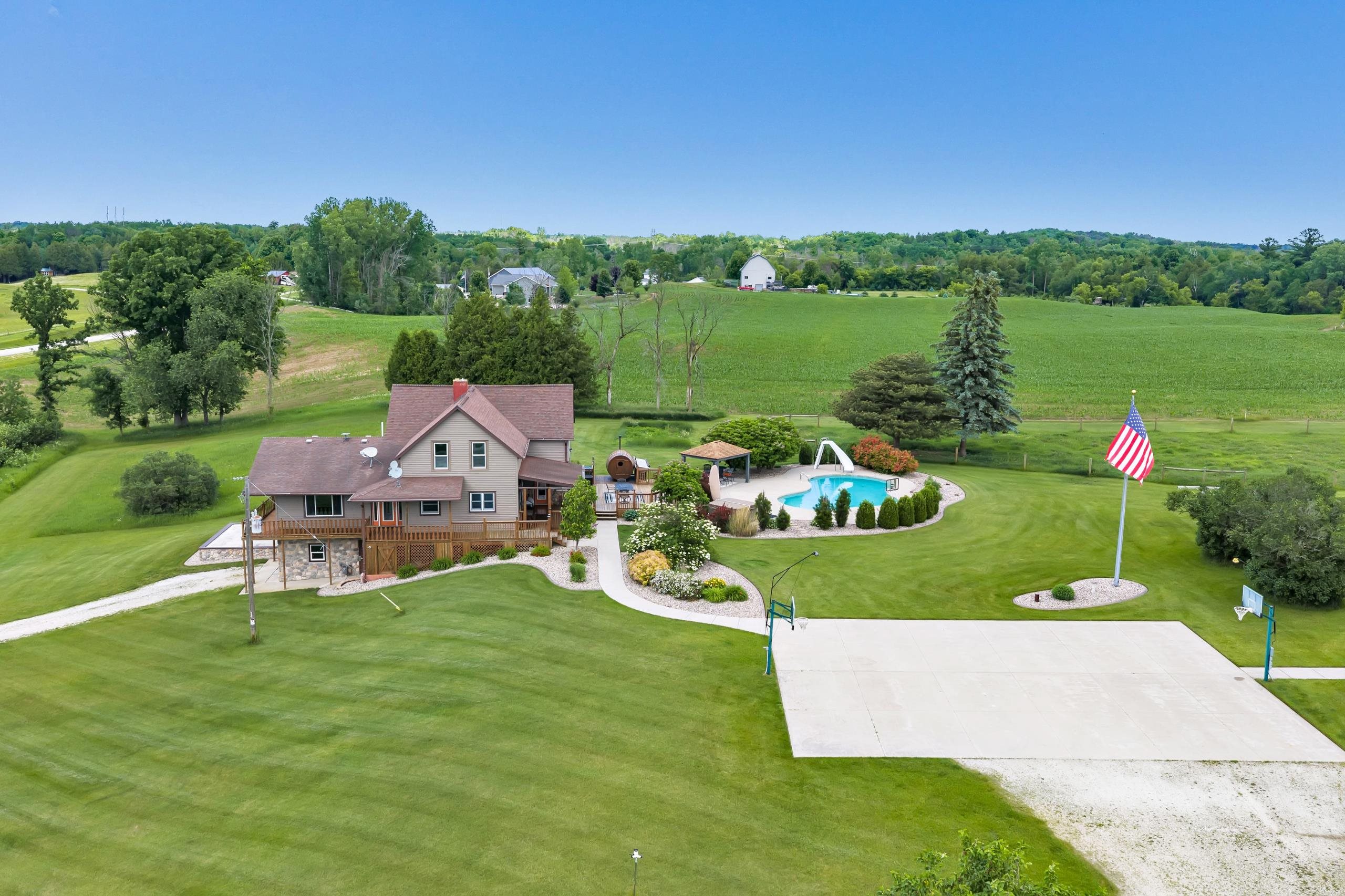 17111 KVITEK Road property preview photograph