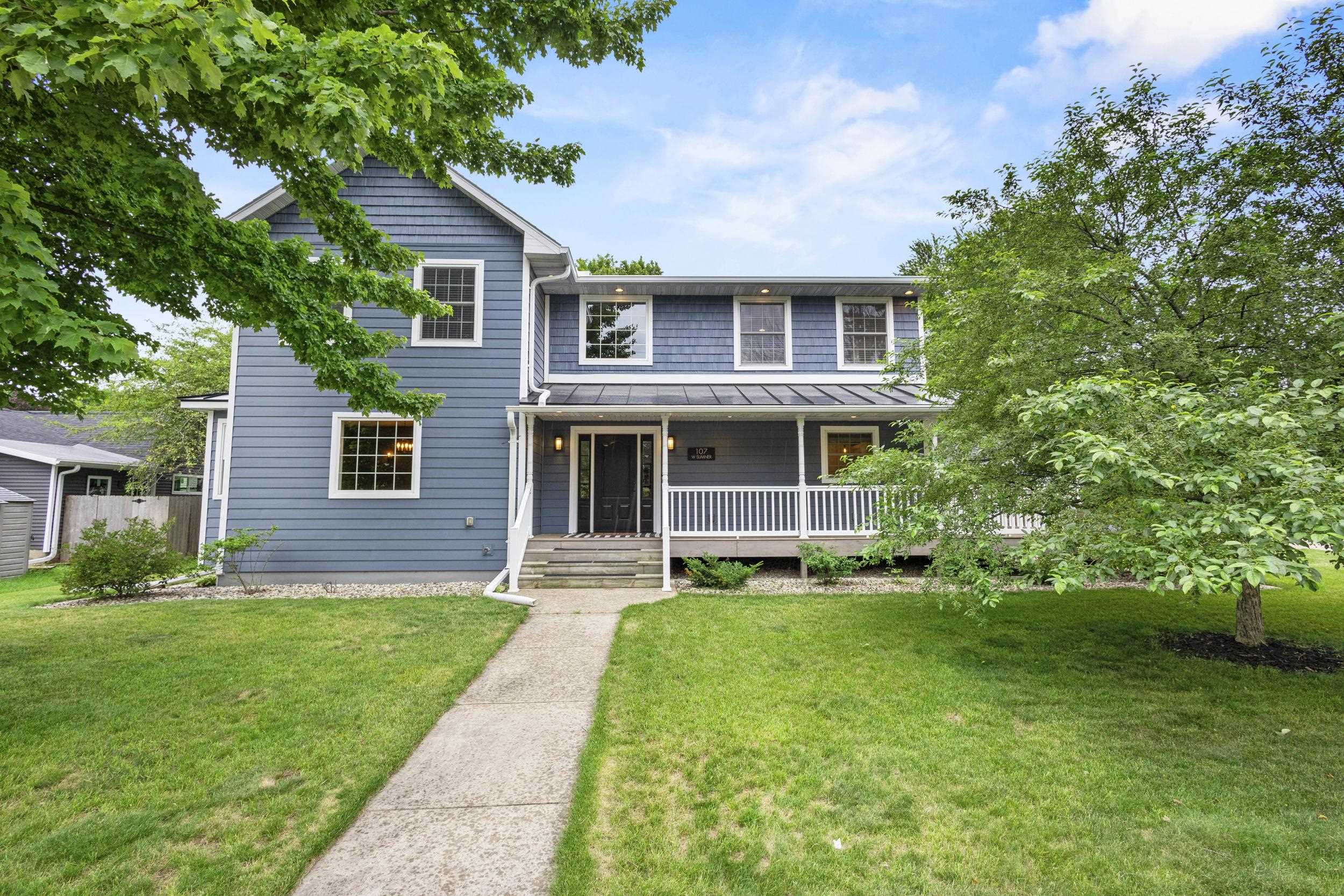 107 W SUMNER Street property preview photograph