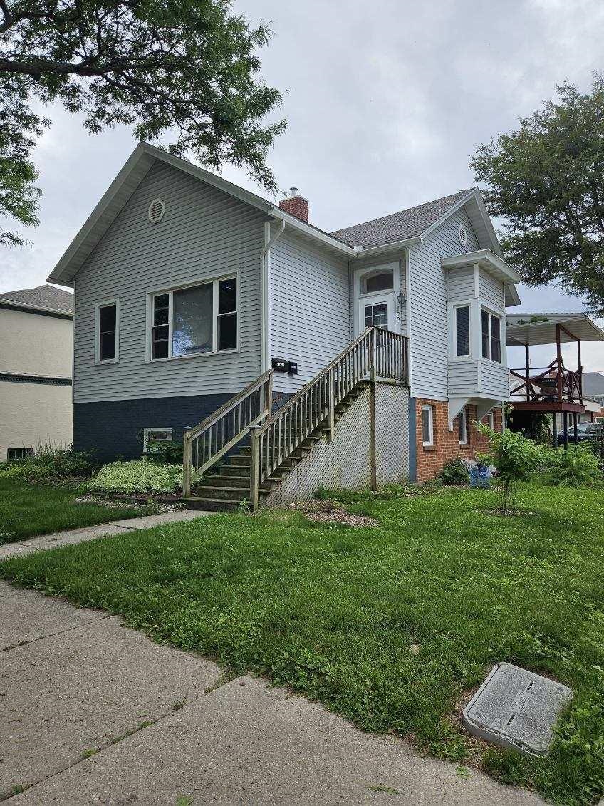 400 S MADISON Street property preview photograph