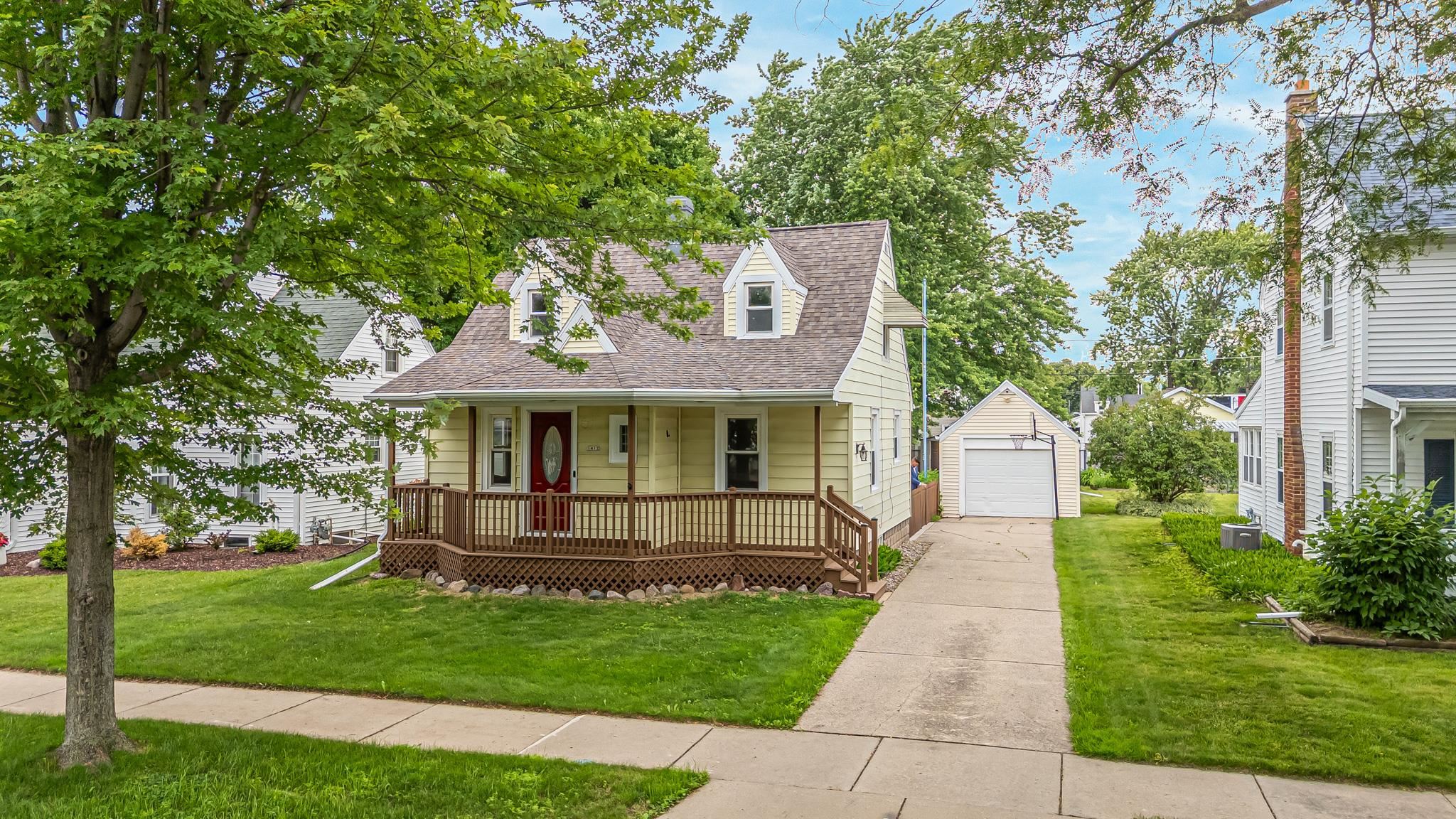 1412 W SPRING Street property preview photograph