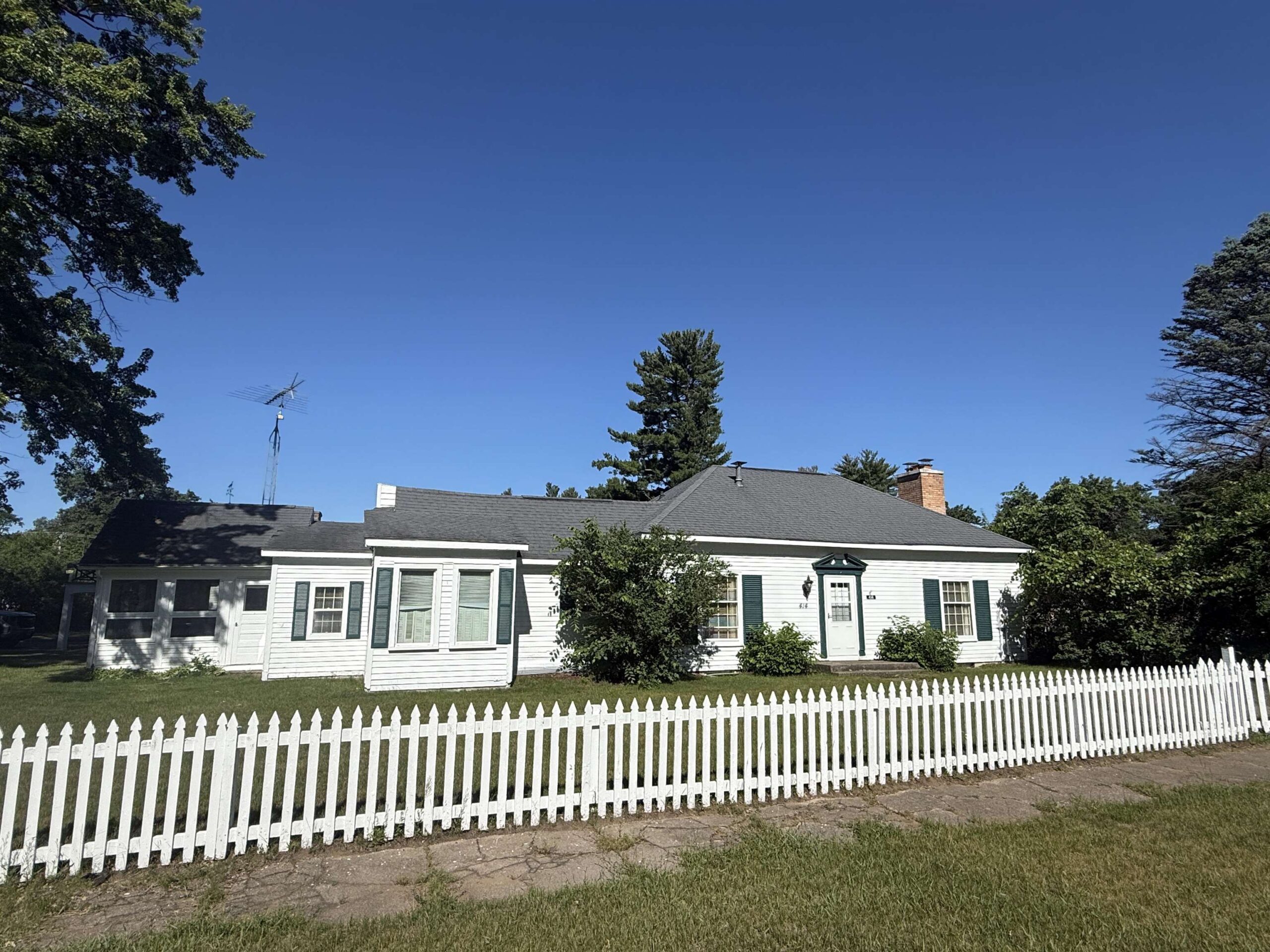 414 FOSTER Road property preview photograph