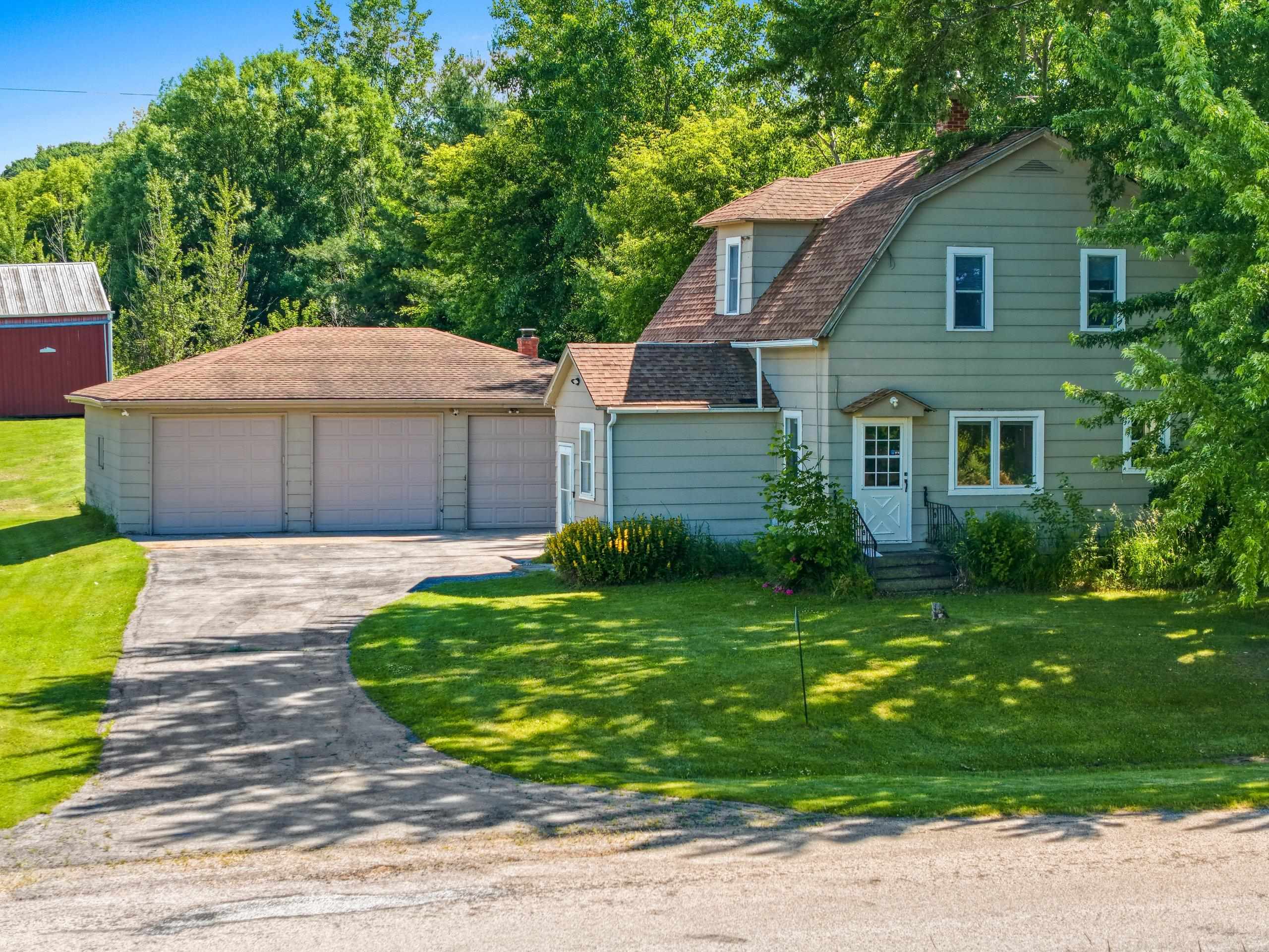 6104 BADER Road property preview photograph