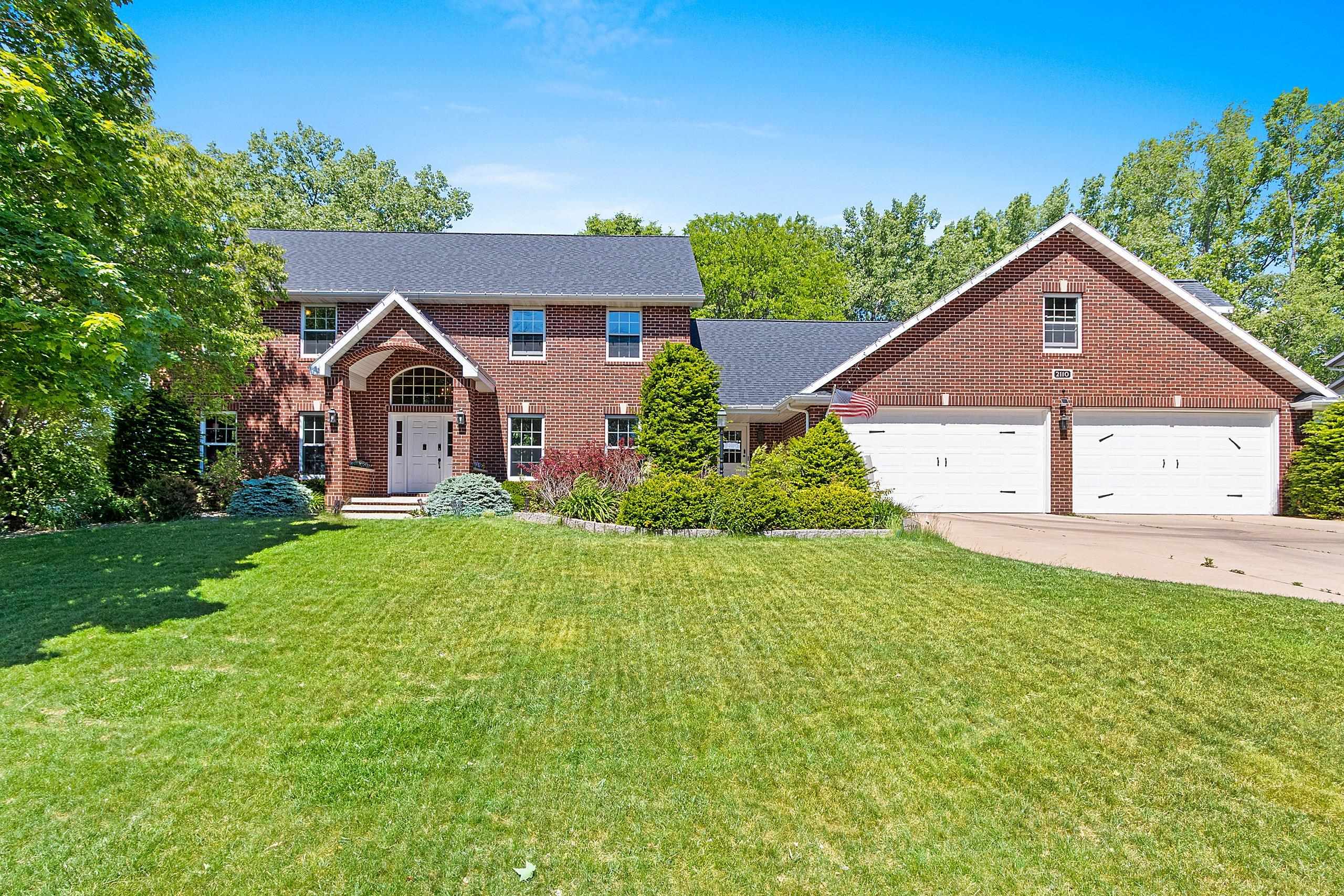 2110 SHADY Lane property preview photograph