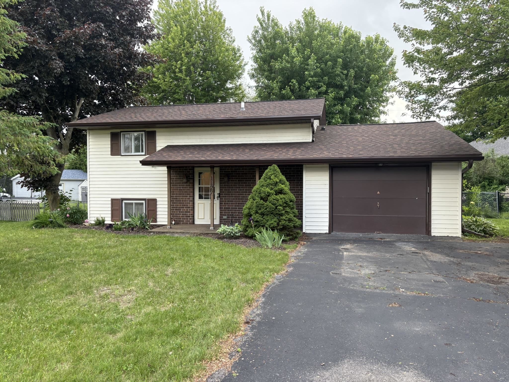 1127 BONNIE VIEW Drive property preview photograph