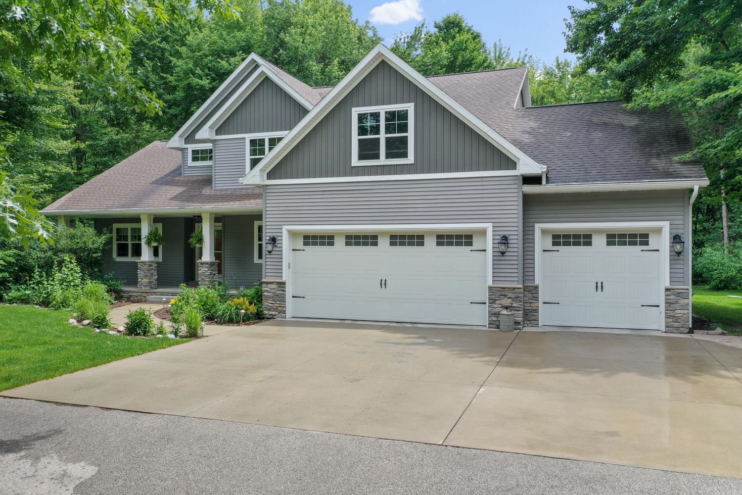 3764 HALLERS CREEK Road property preview photograph