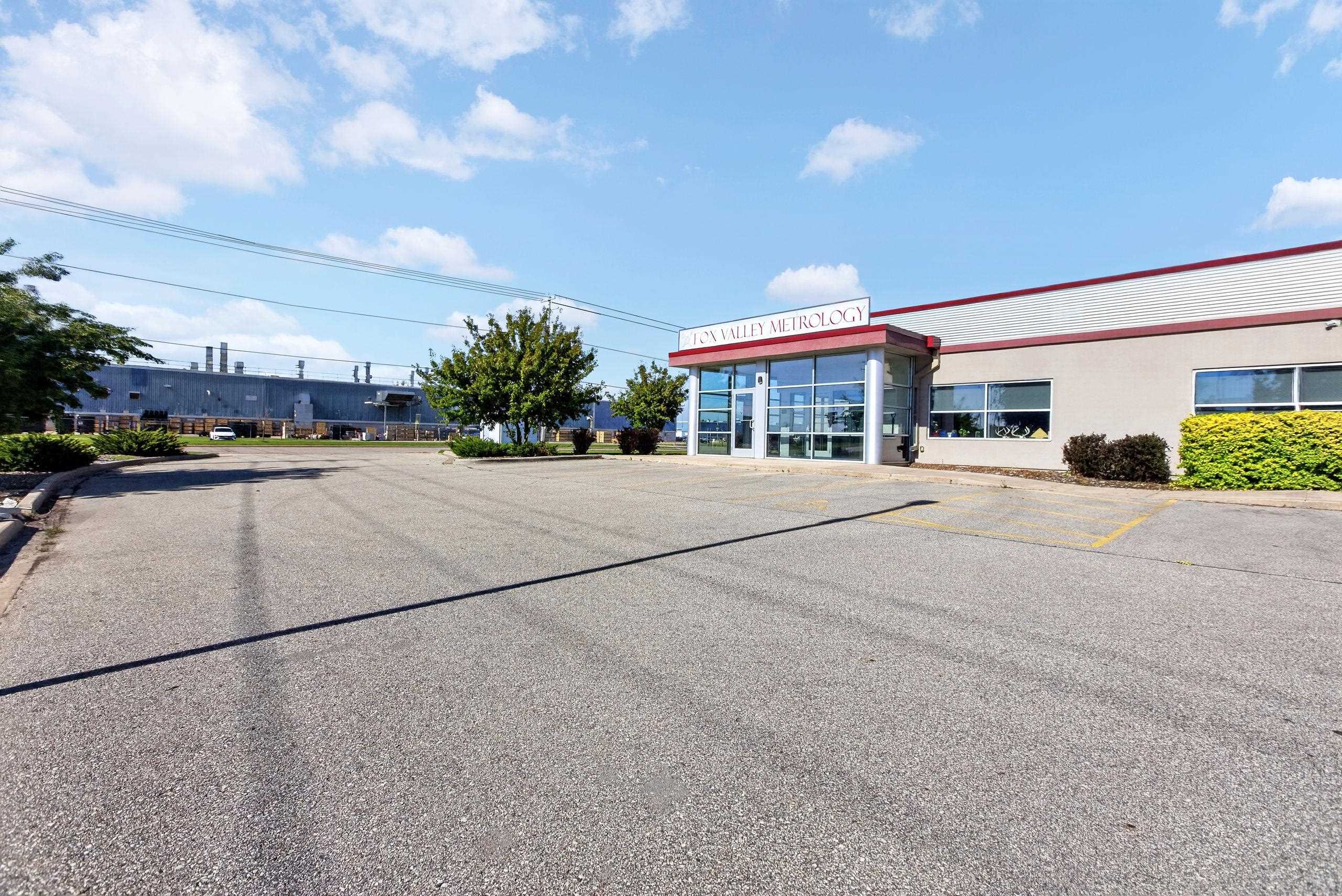 3114 MEDALIST Drive property preview photograph