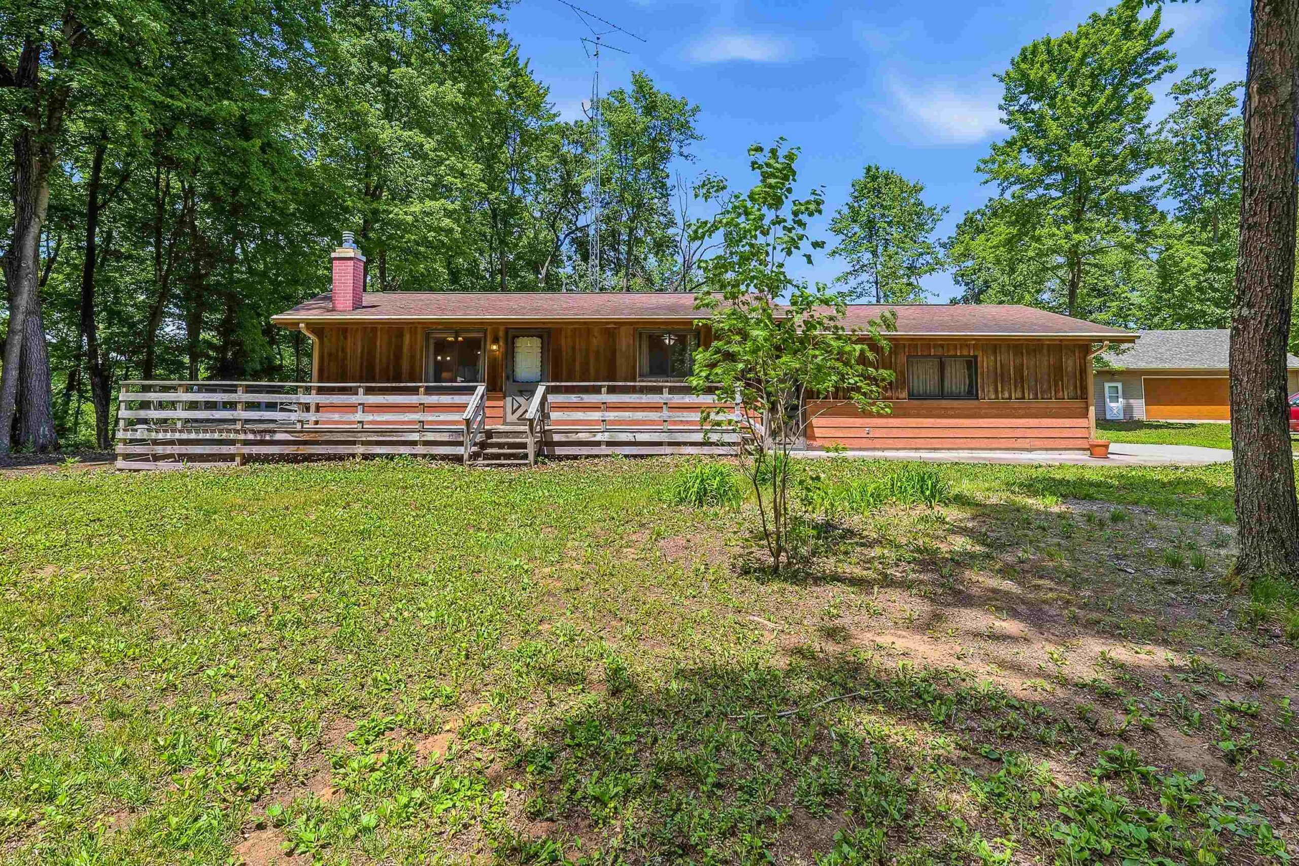 N8277 E MECAN Lane property preview photograph