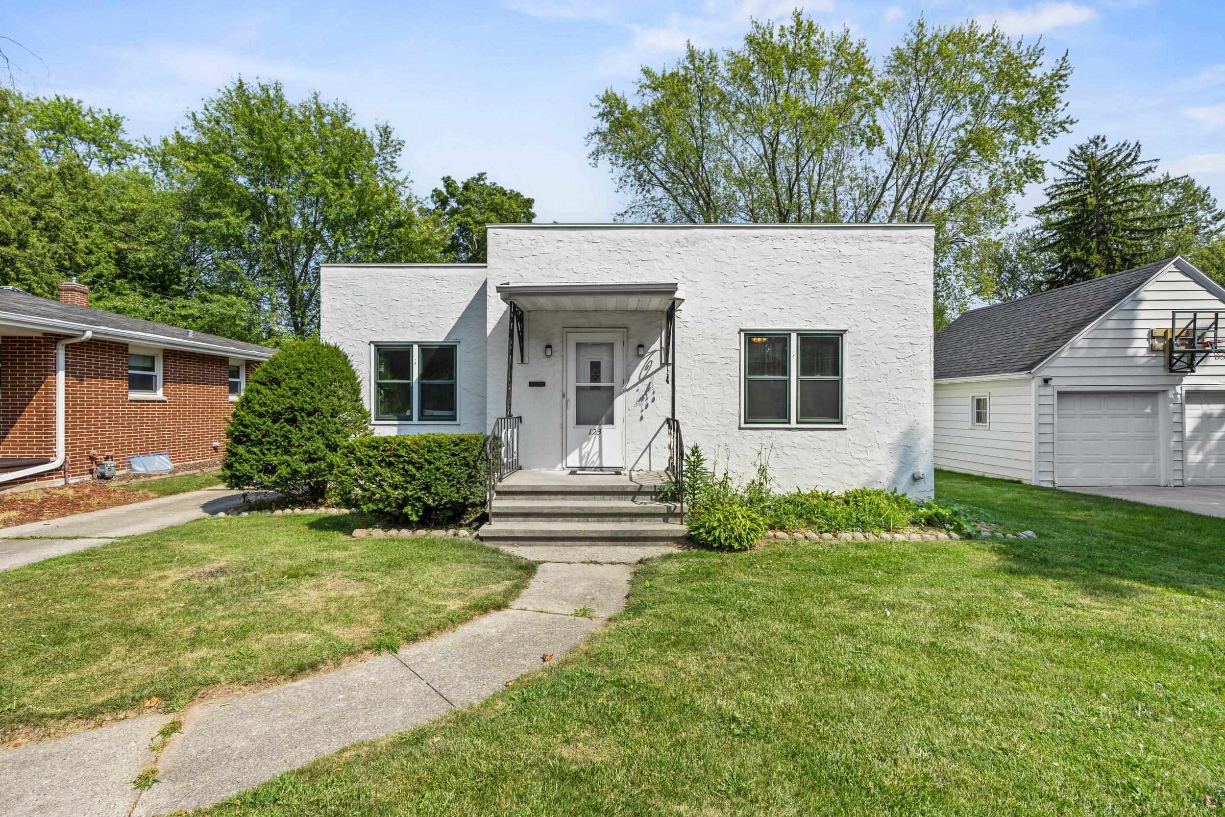 123 HUDSON Street property preview photograph