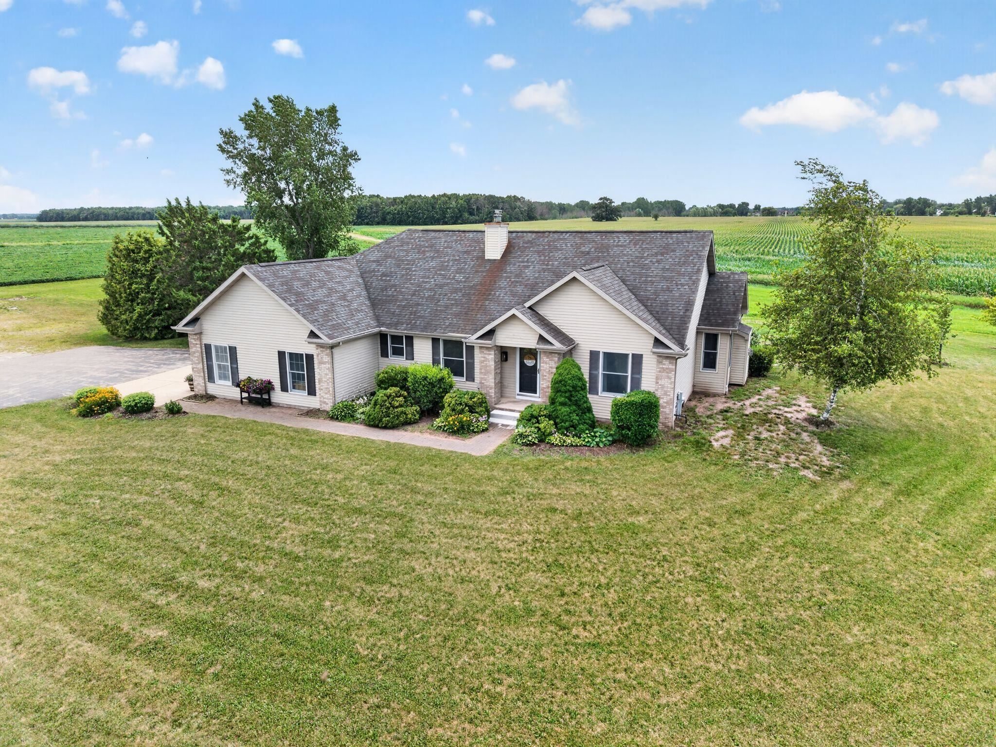 7265 COUNTY RD D property preview photograph