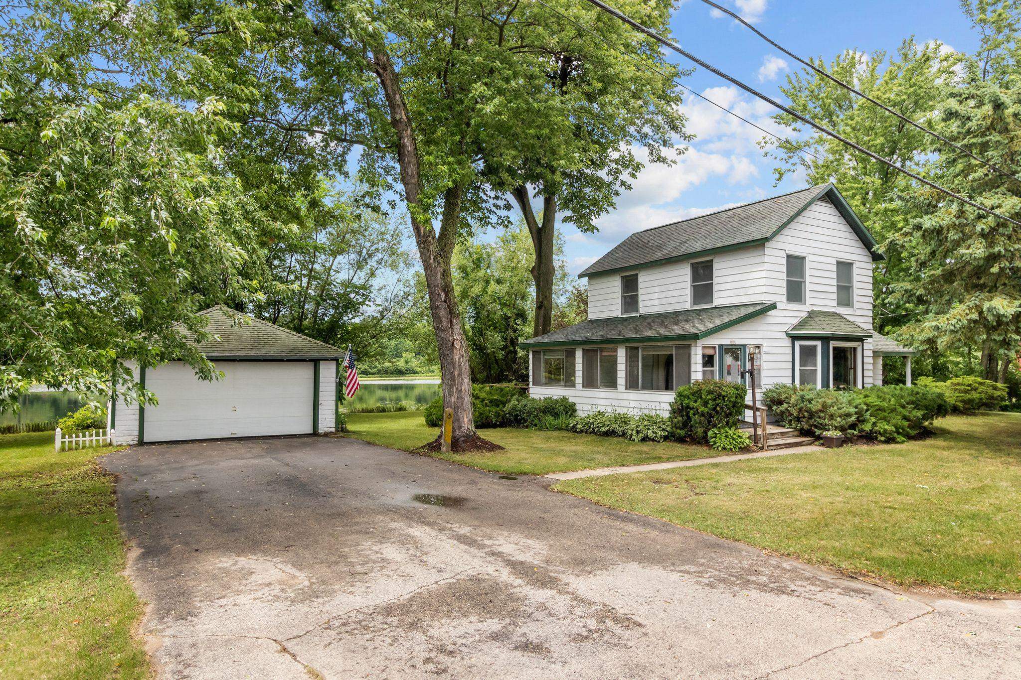 220 MAIN Street property preview photograph