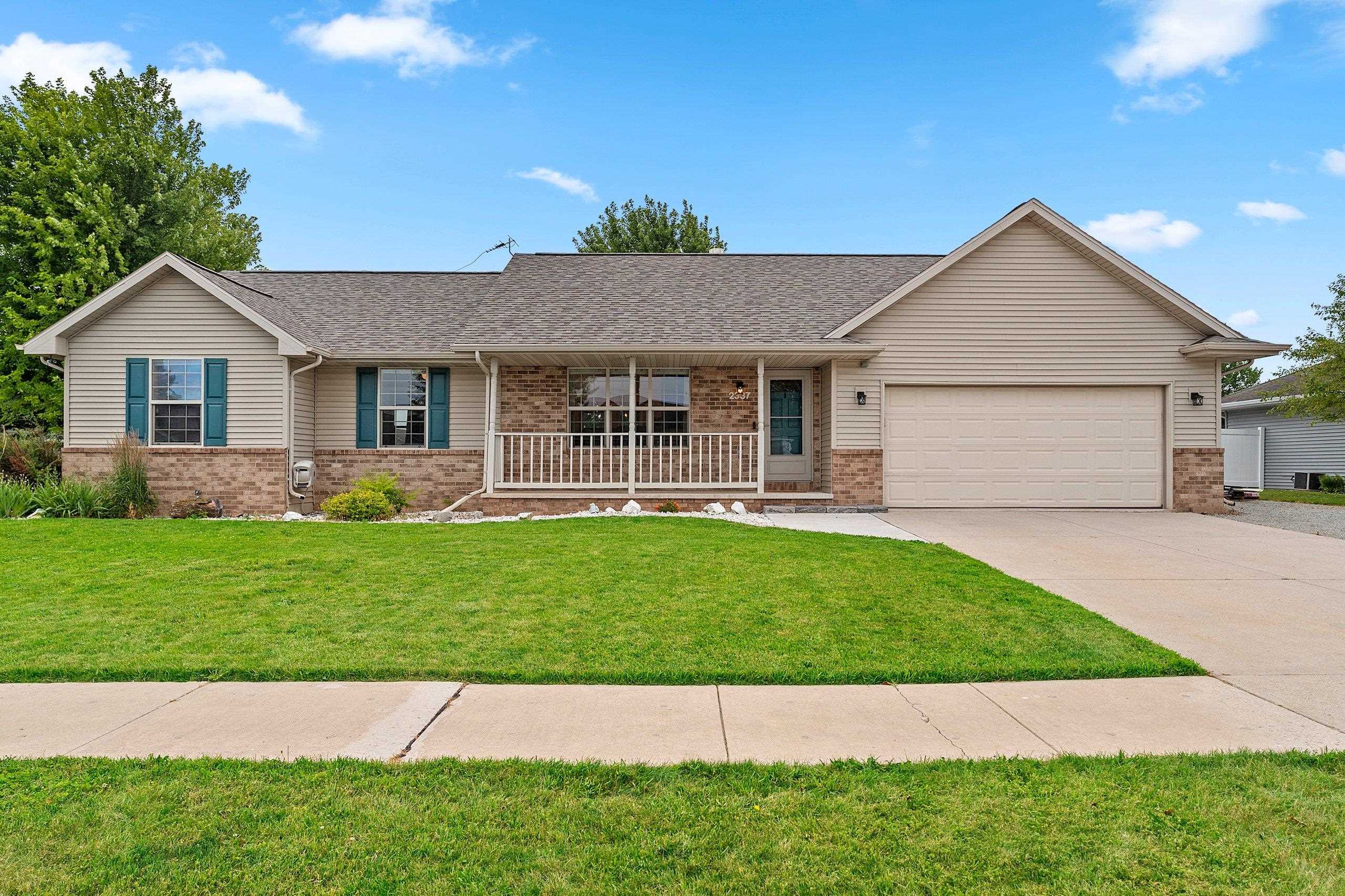2337 SAMANTHA Street property preview photograph