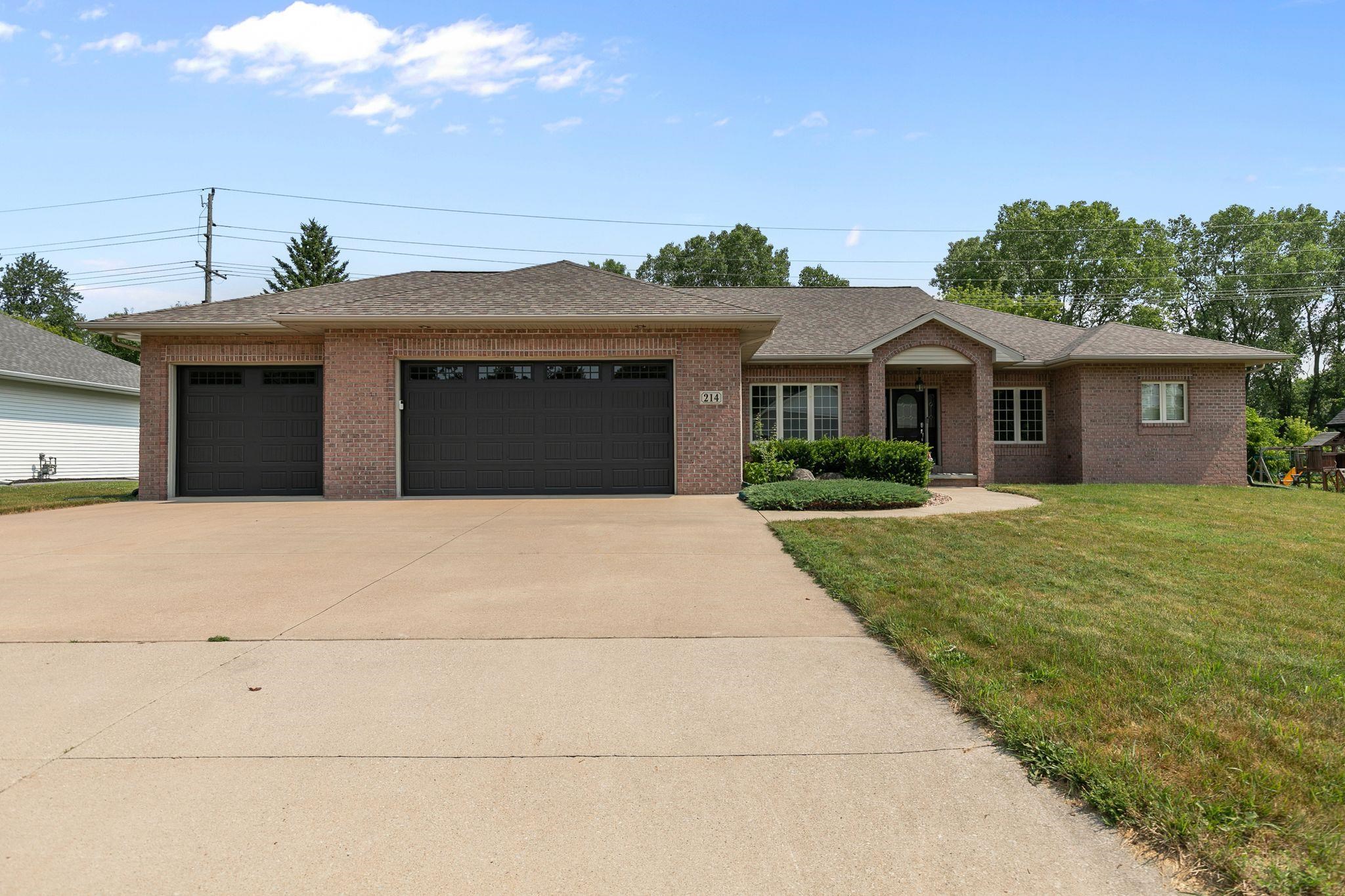 214 BROOKWOOD Drive property preview photograph