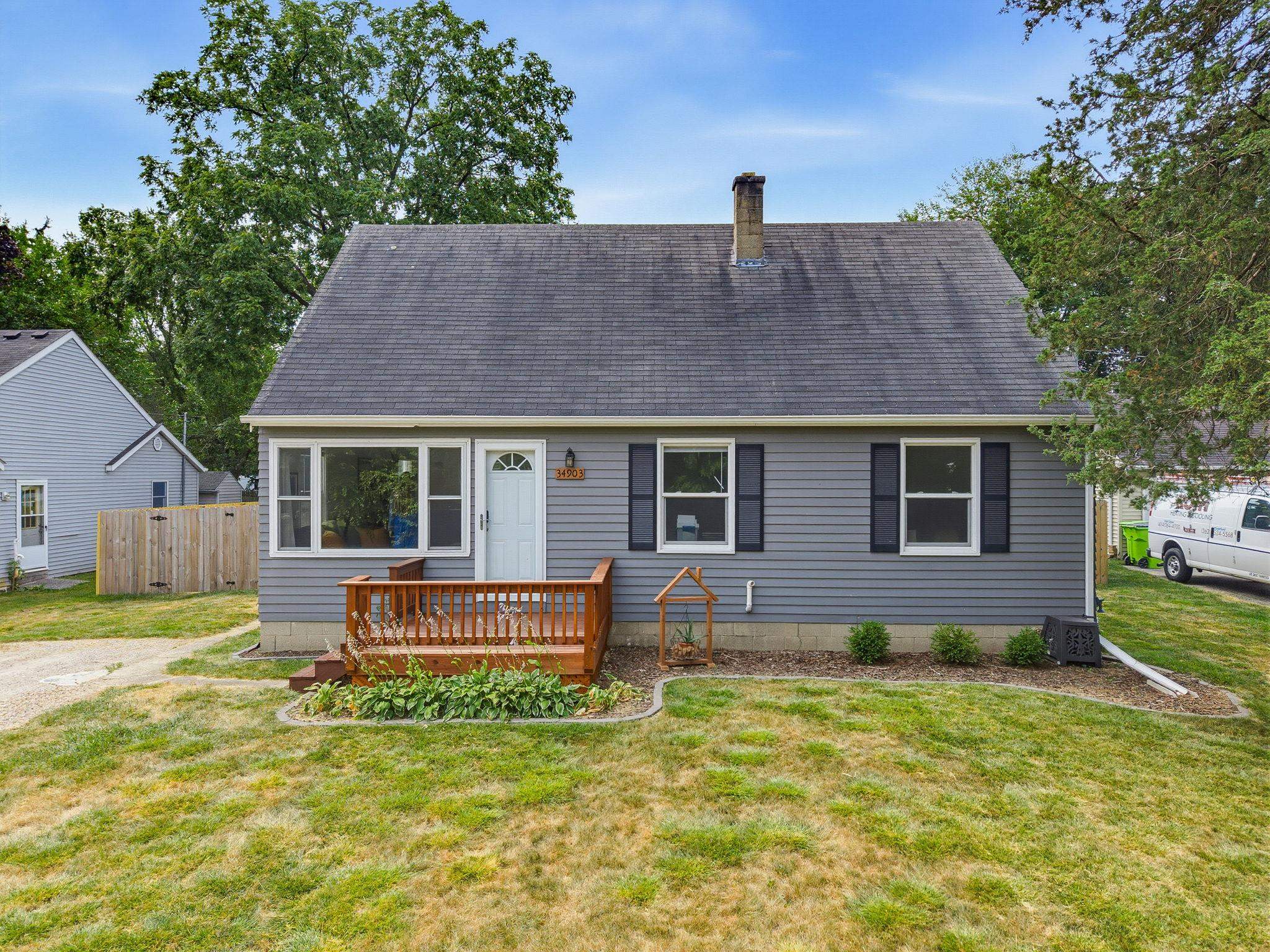 34903 PARKWAY Drive property preview photograph