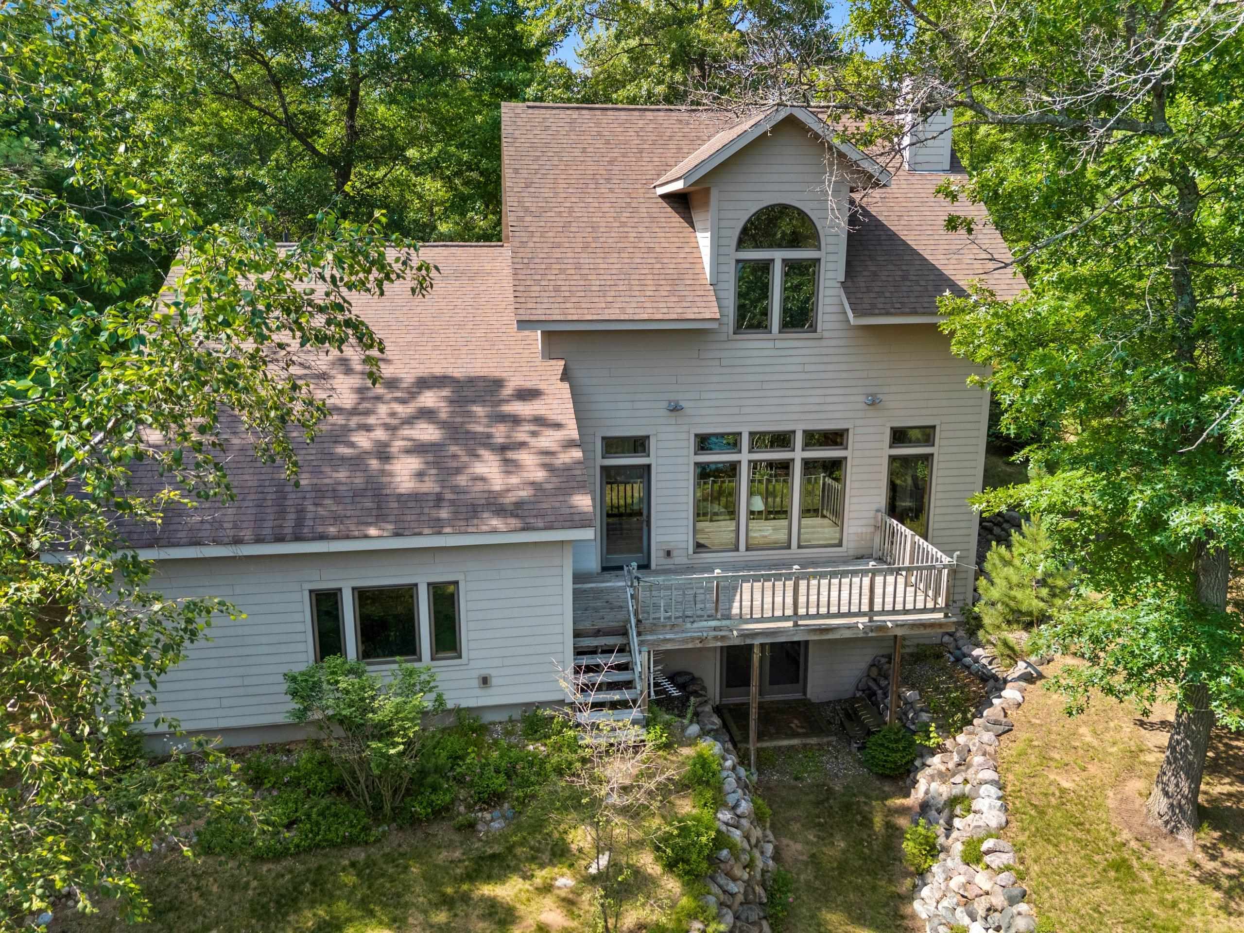 17201 CALICO Lane property preview photograph