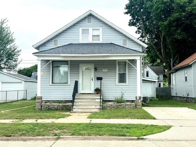 1704 13TH Avenue property preview photograph