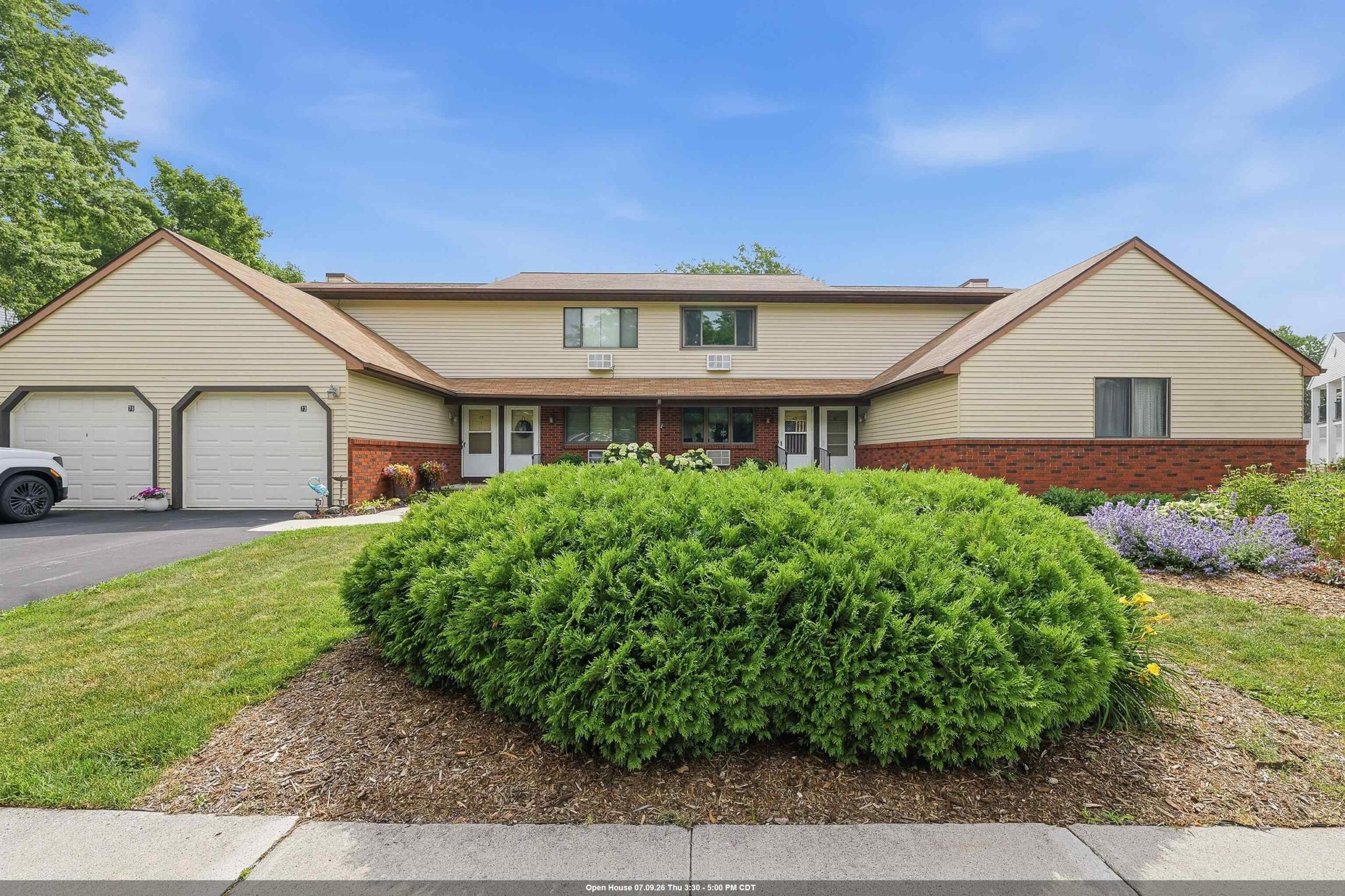 67 UNIVERSITY Drive property preview photograph