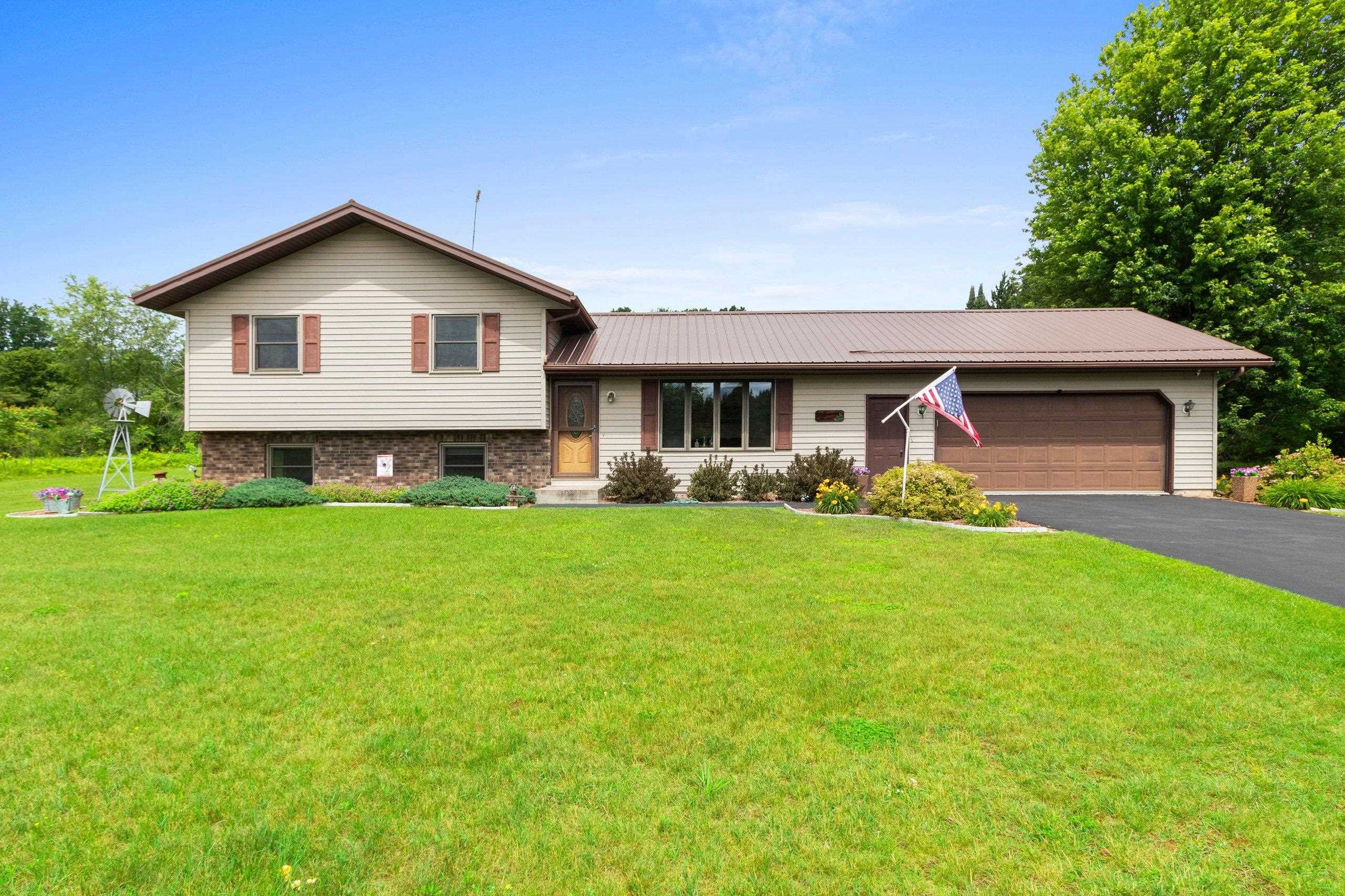 W7264 BELLE PLAINE Avenue property preview photograph