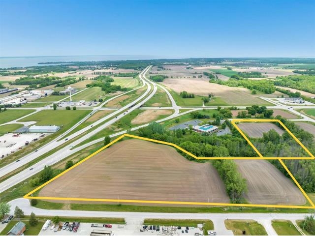EQUESTRIAN Court property preview photograph