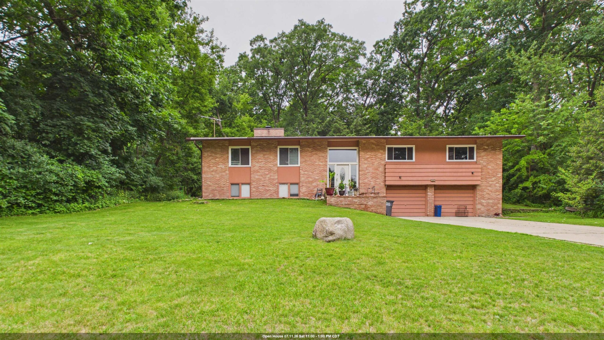 2450 BRENNER Place property preview photograph