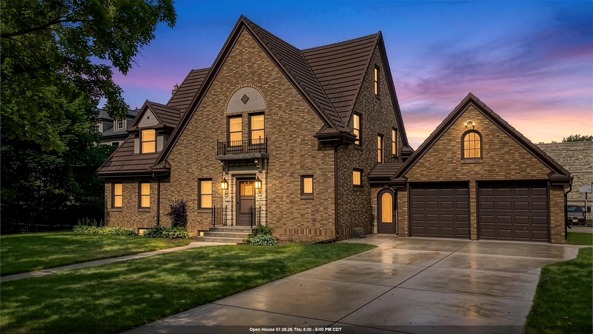 740 S QUINCY Street property preview photograph