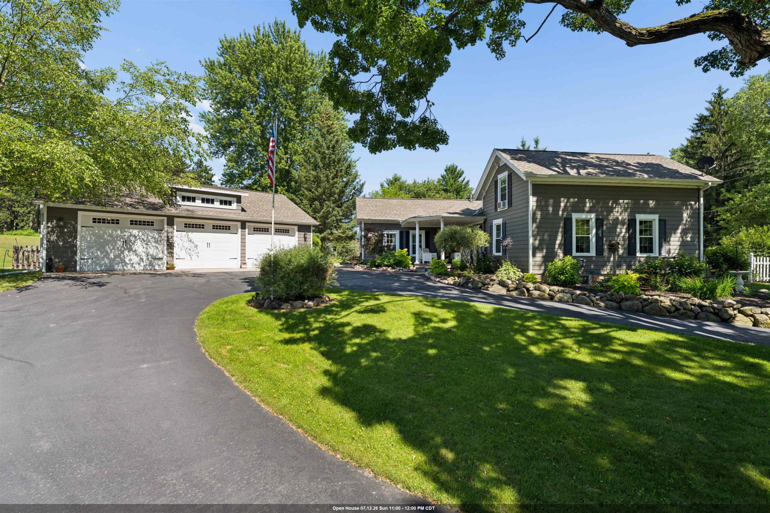 815 GRANDVIEW Road property preview photograph