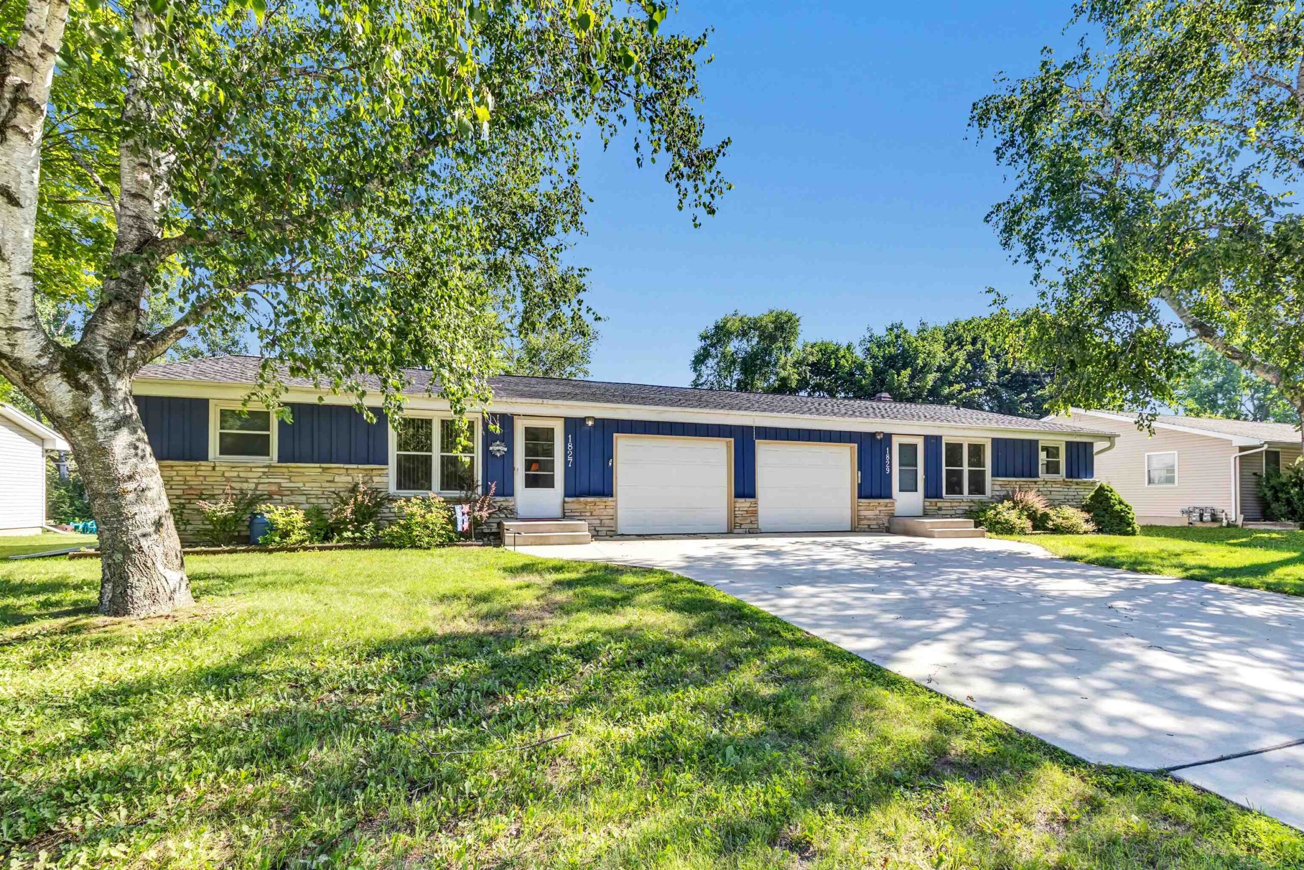 1827 CORMIER Road property preview photograph