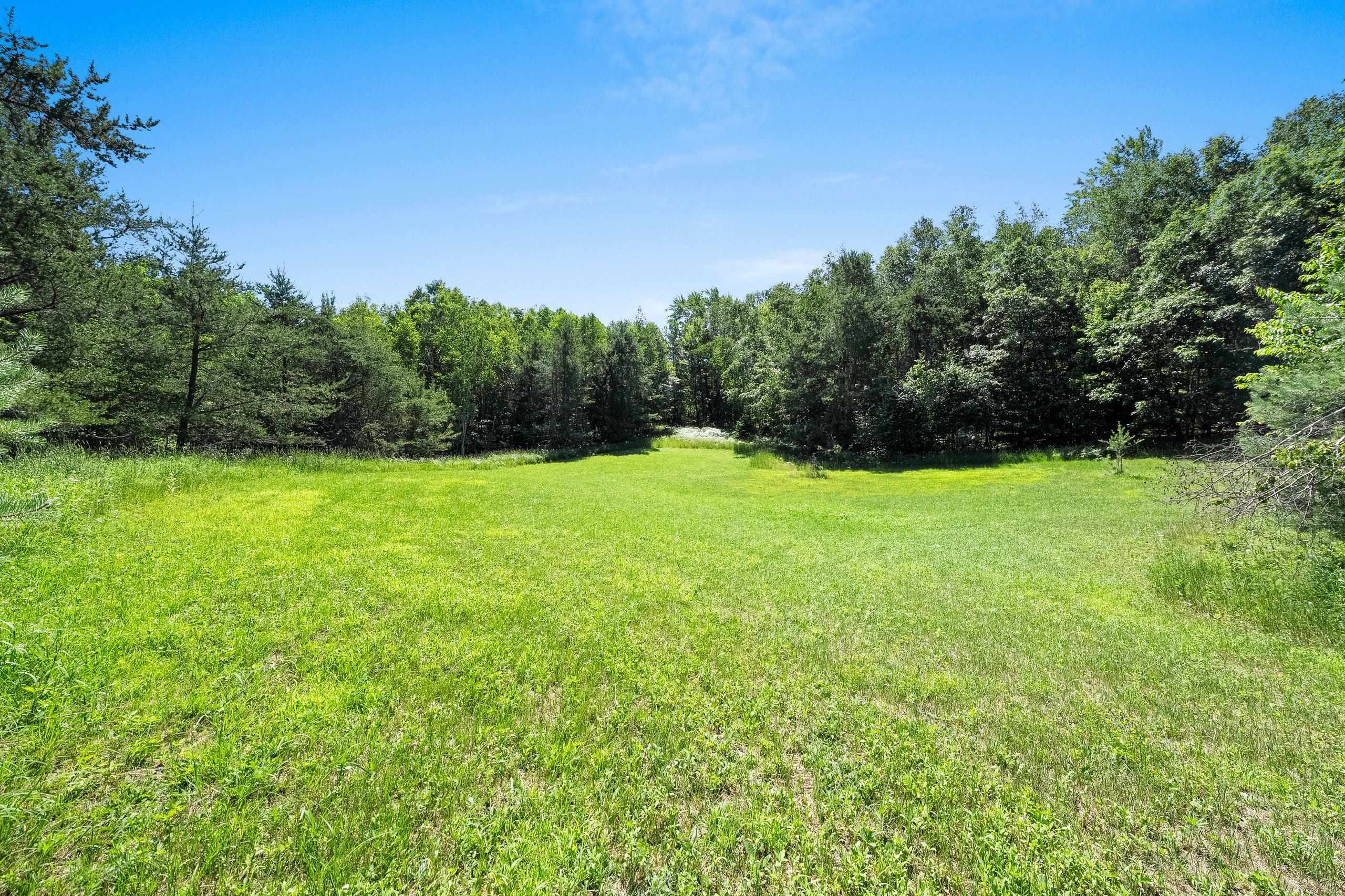LESKOVEC Lane property preview photograph