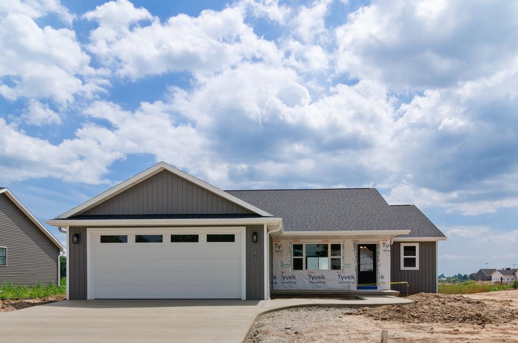 N3972 WETTERING Way property preview photograph