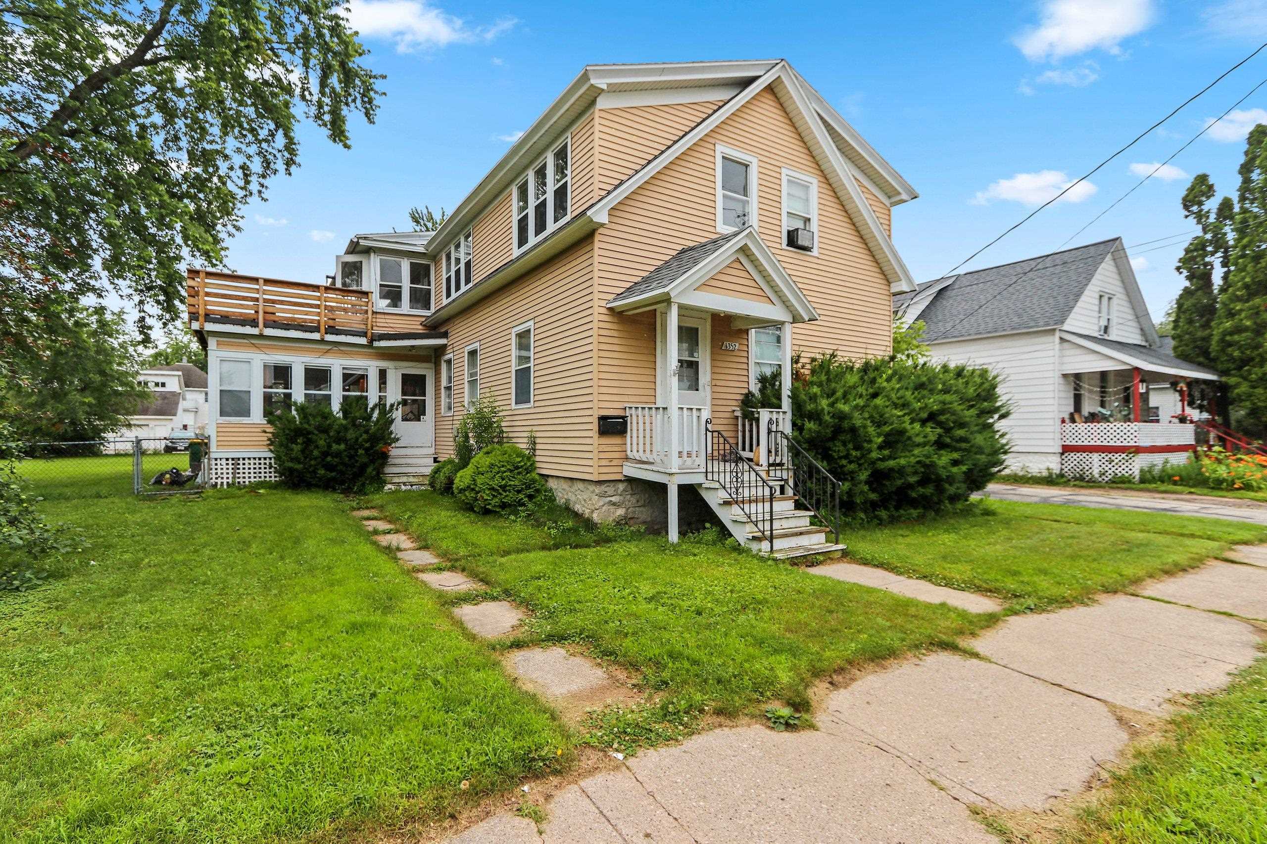 1352 DAY Street property preview photograph