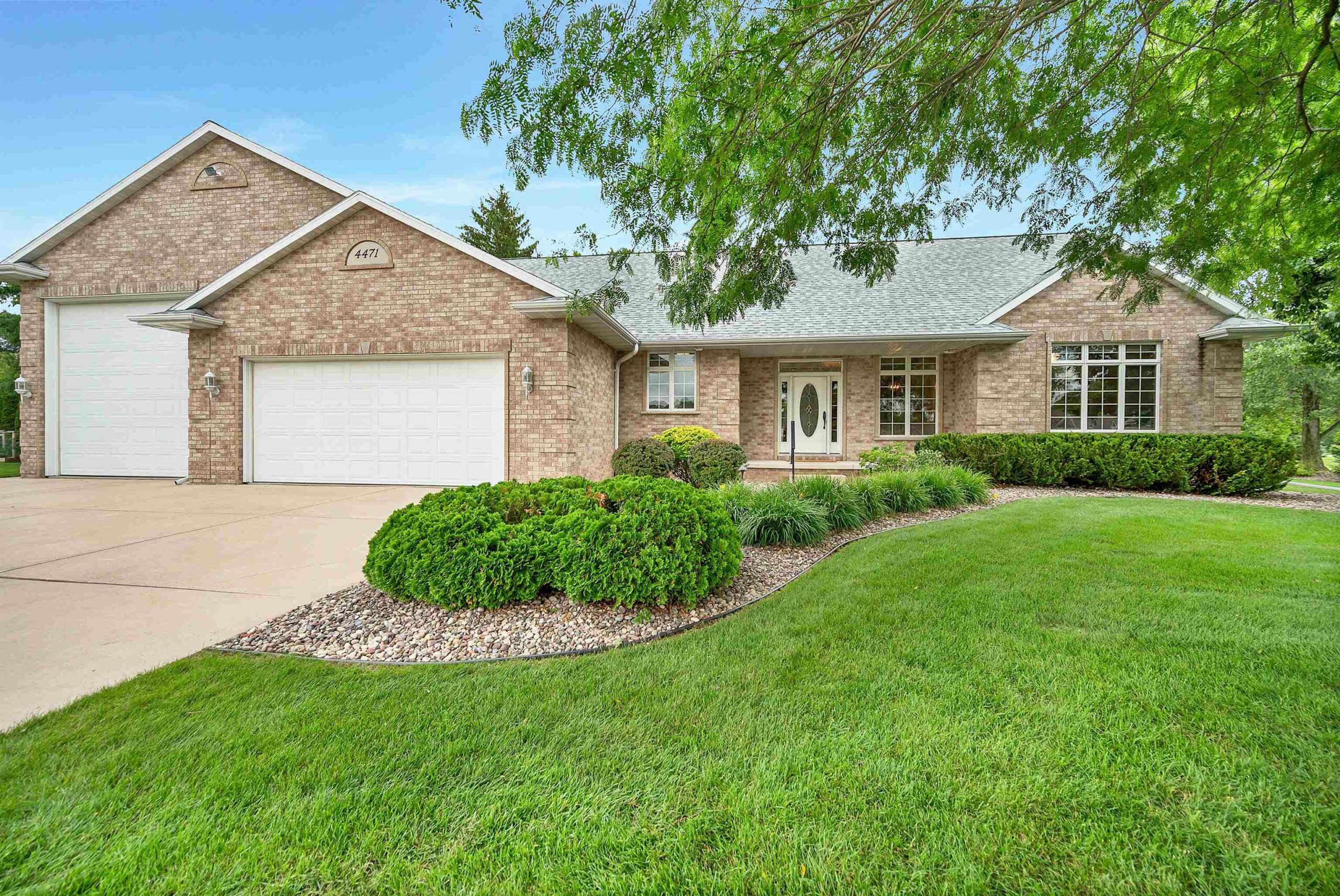 4471 TOUCHSTONE Court property preview photograph