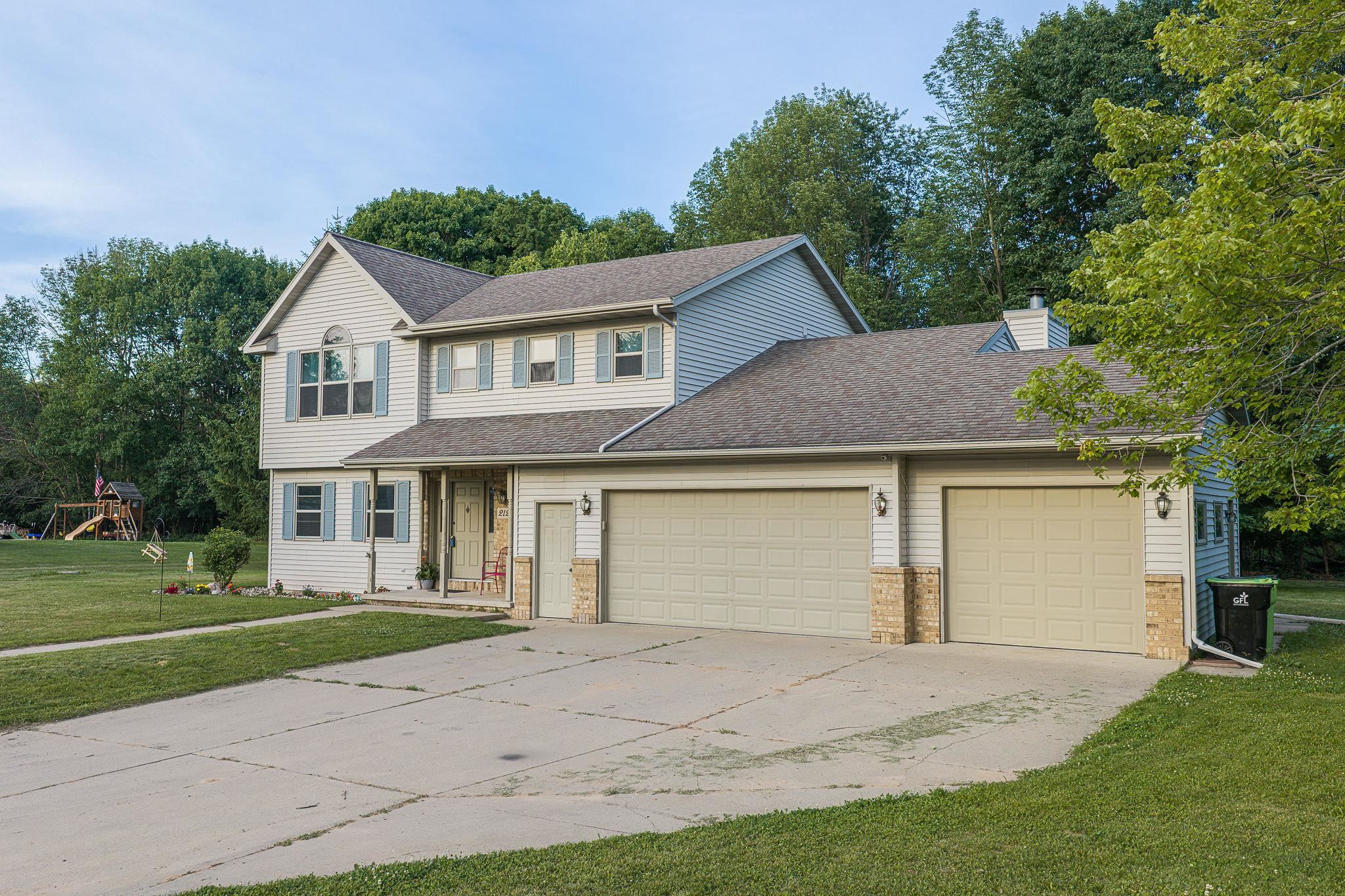 212 S BIRCH Avenue property preview photograph