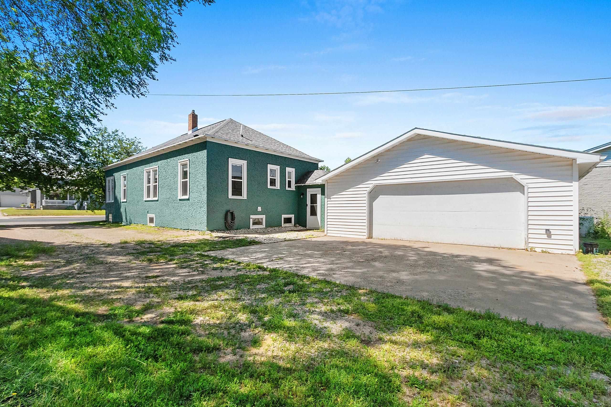 224 W MAIN Street property preview photograph