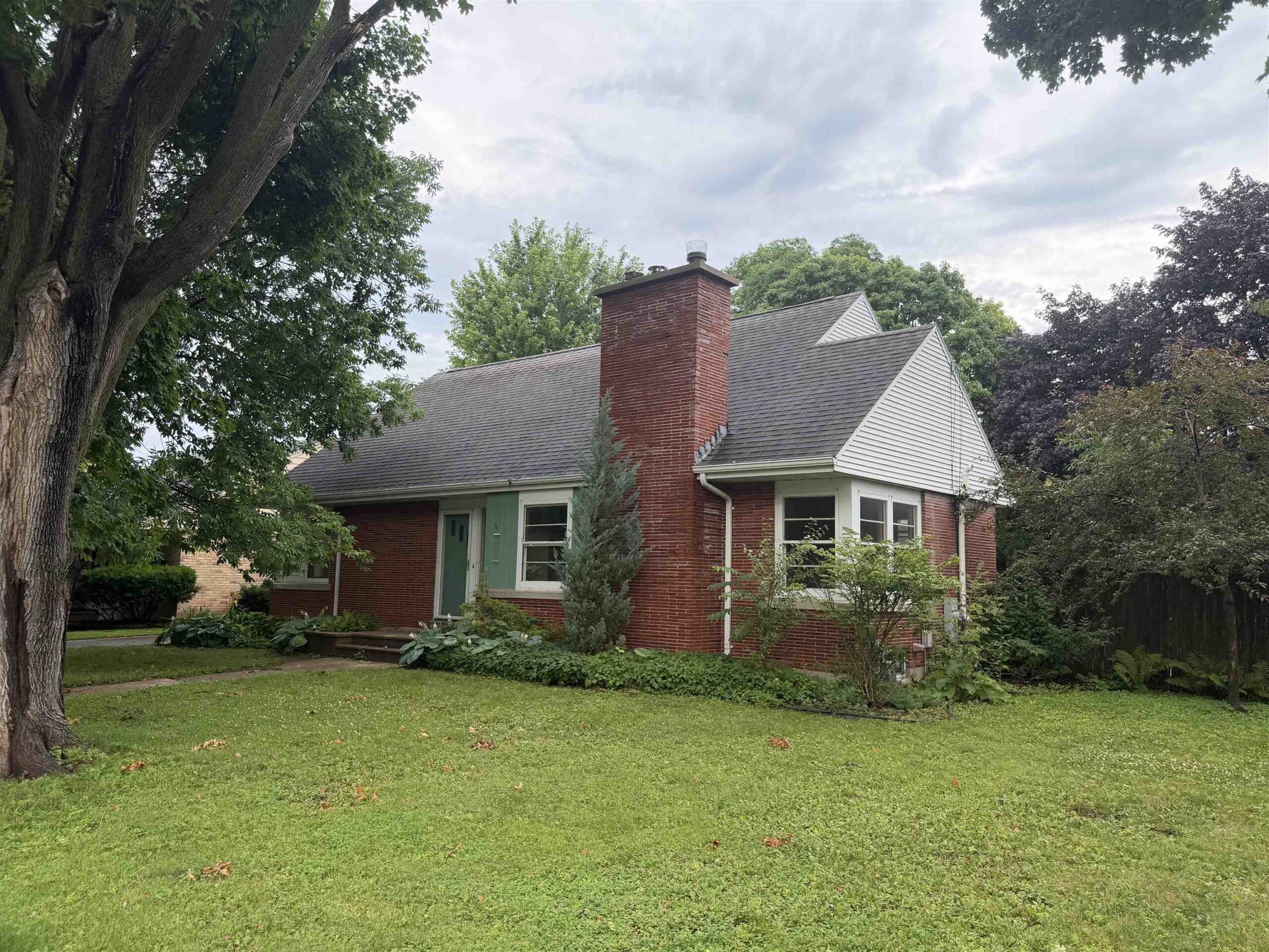 822 EVANS Street property preview photograph