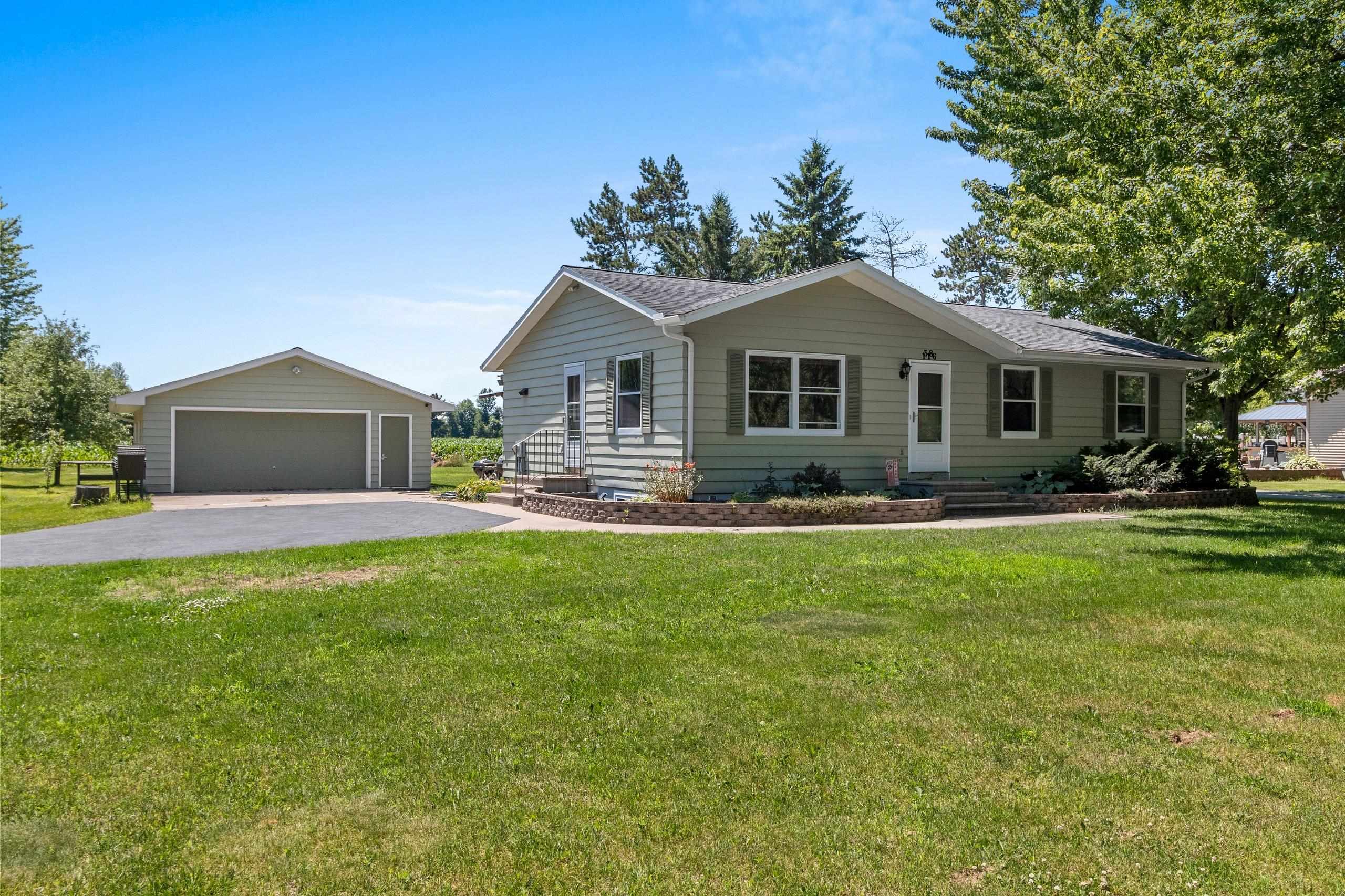 13186 LAKEVIEW Court property preview photograph