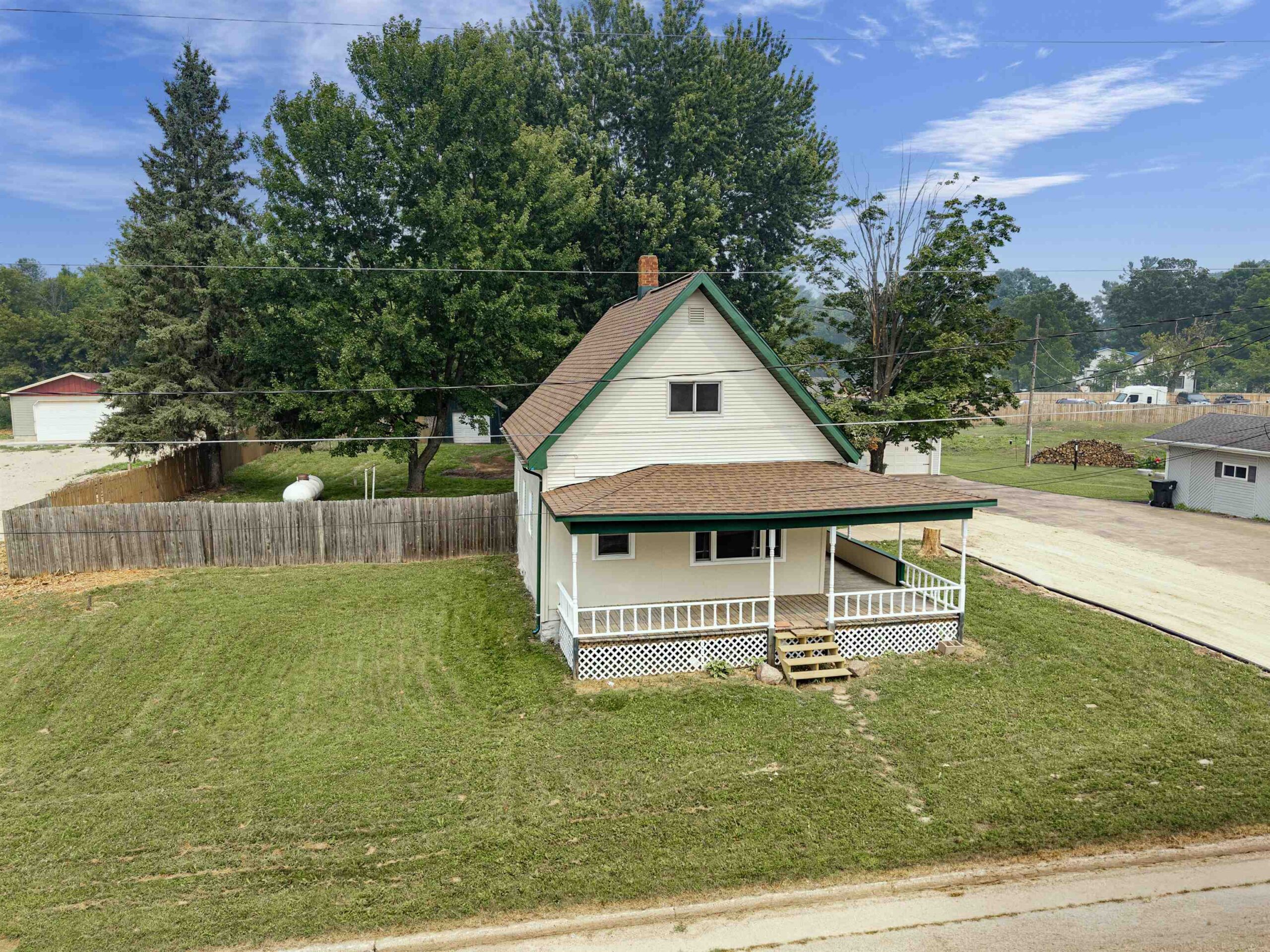 N4810 COUNTY ROAD B property preview photograph