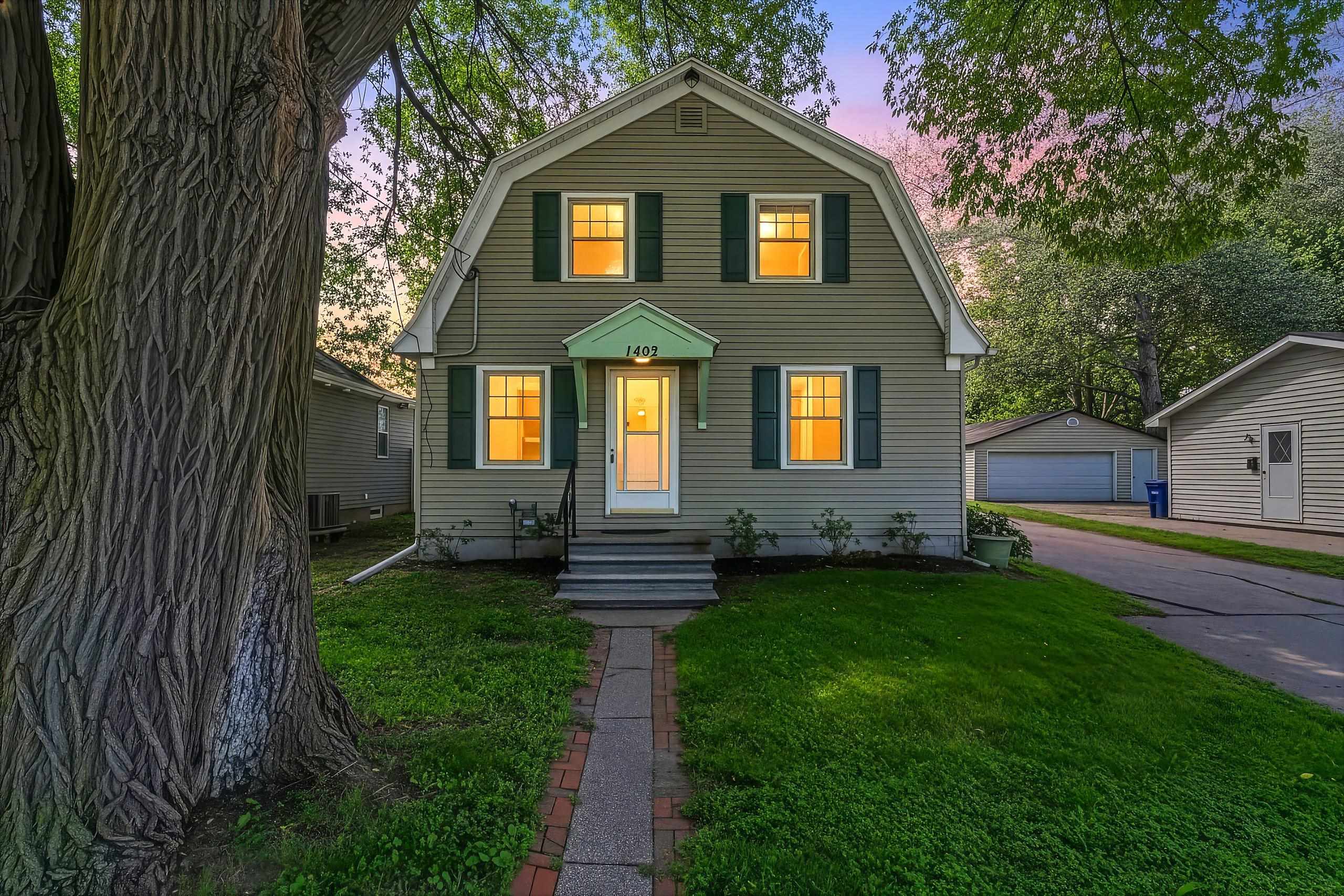 1492 ELIZA Street property preview photograph