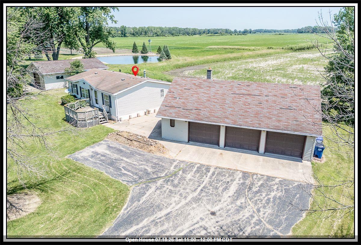 N5690 BOELTER Road property preview photograph
