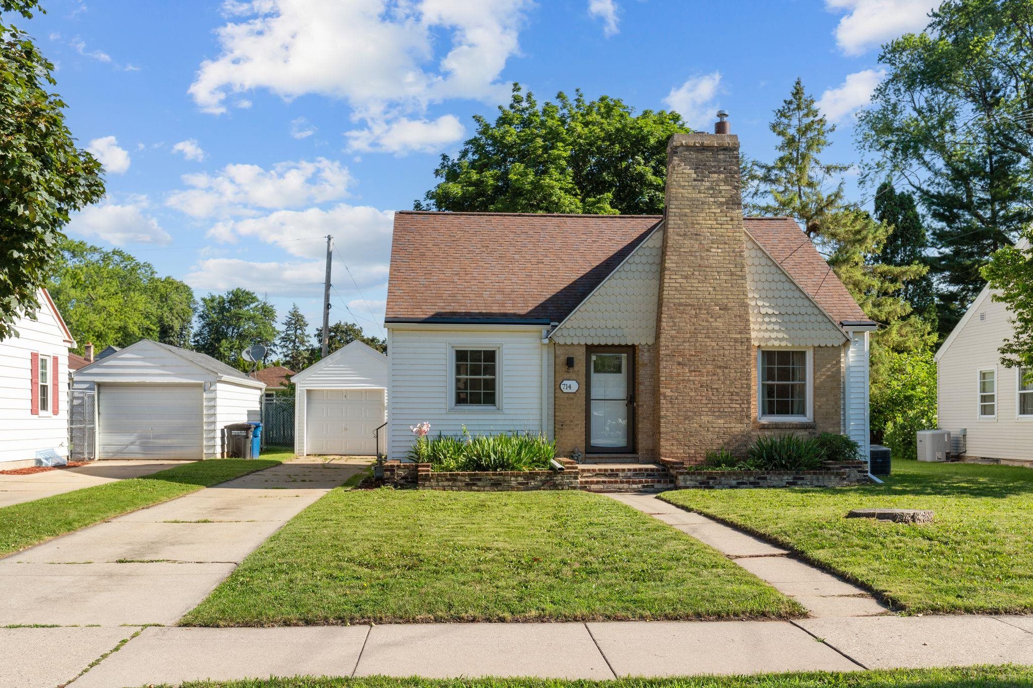 714 BALDWIN Avenue property preview photograph