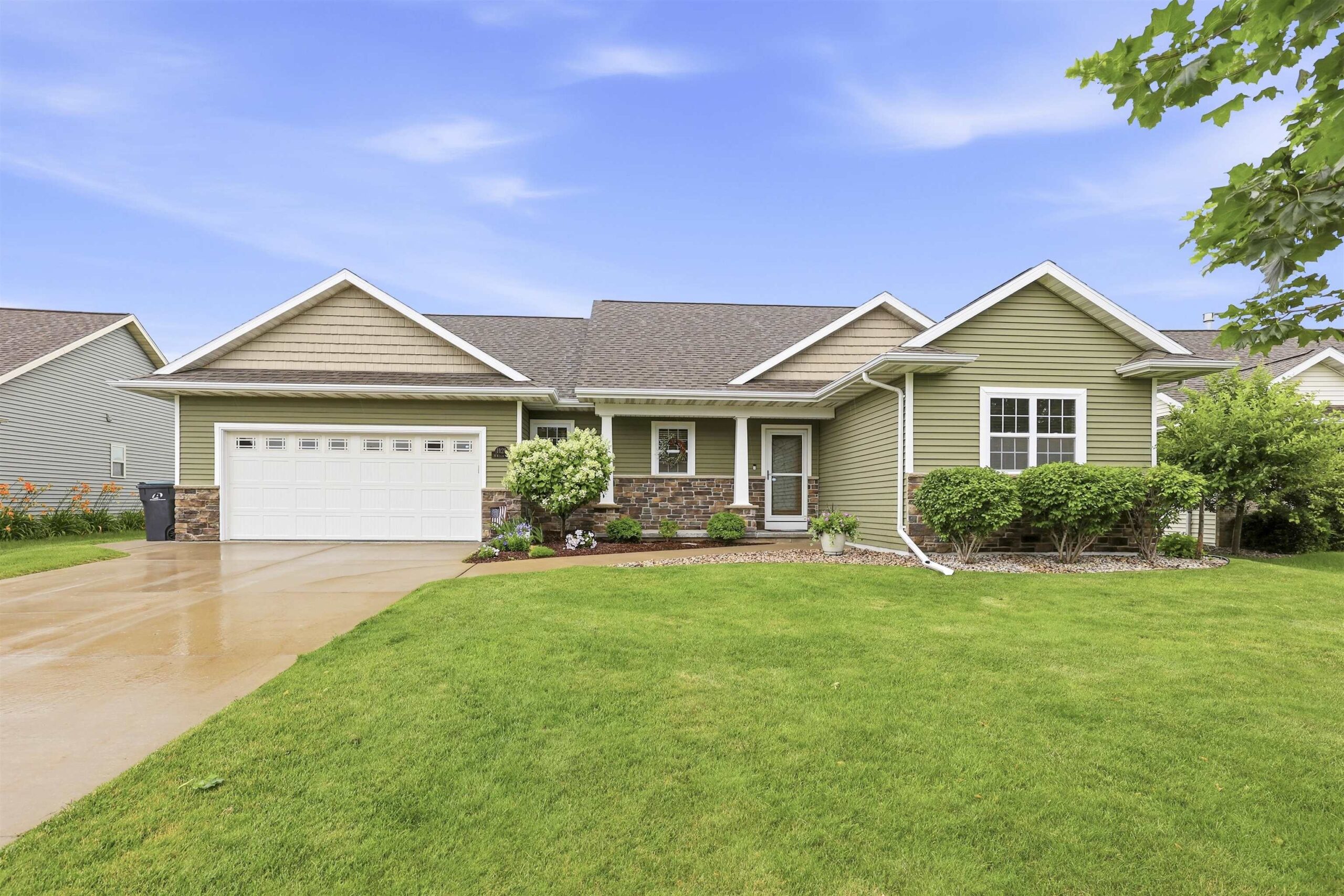 1120 WILLIS Way property preview photograph