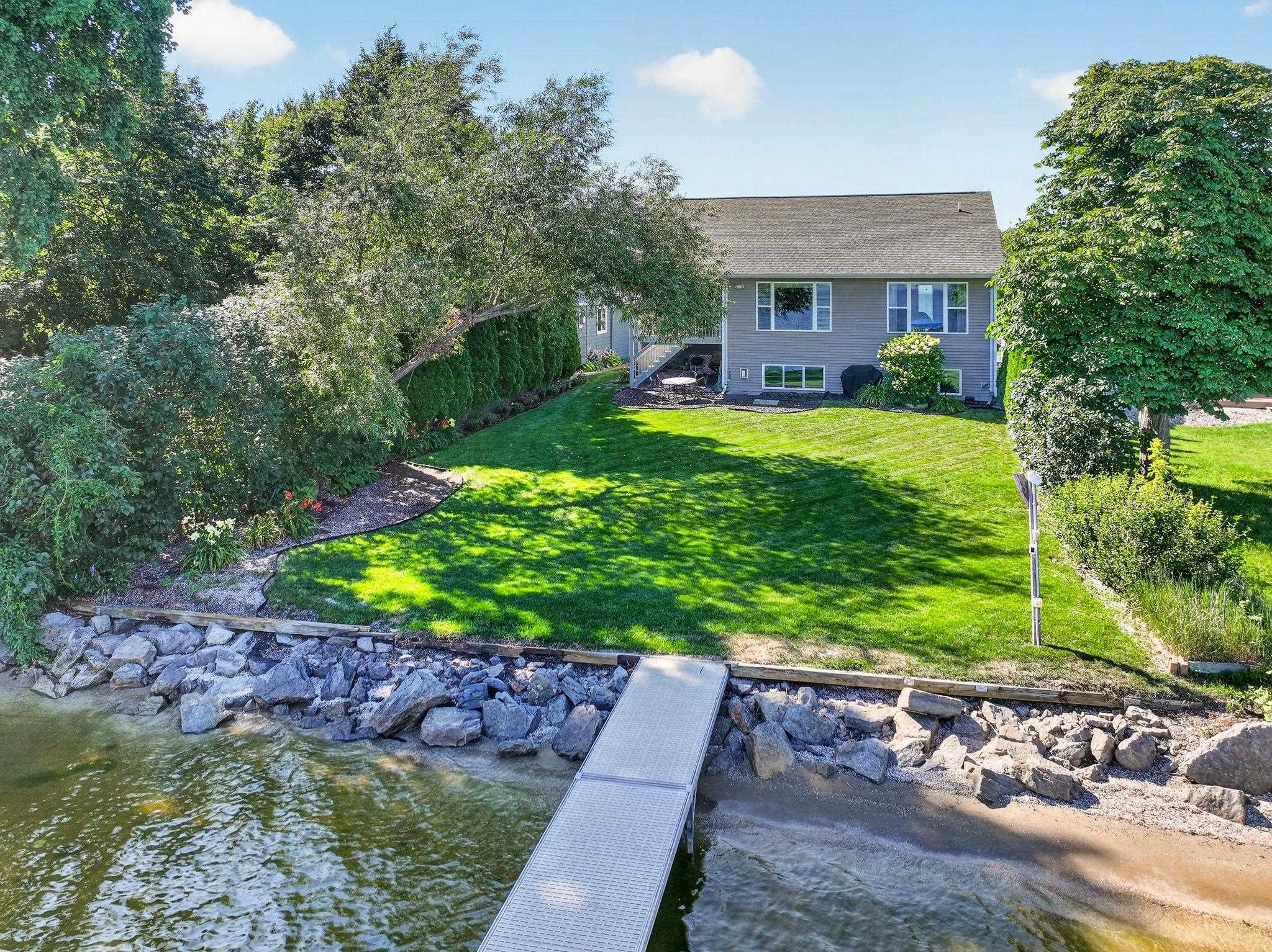 4666 ISLAND VIEW Drive property preview photograph