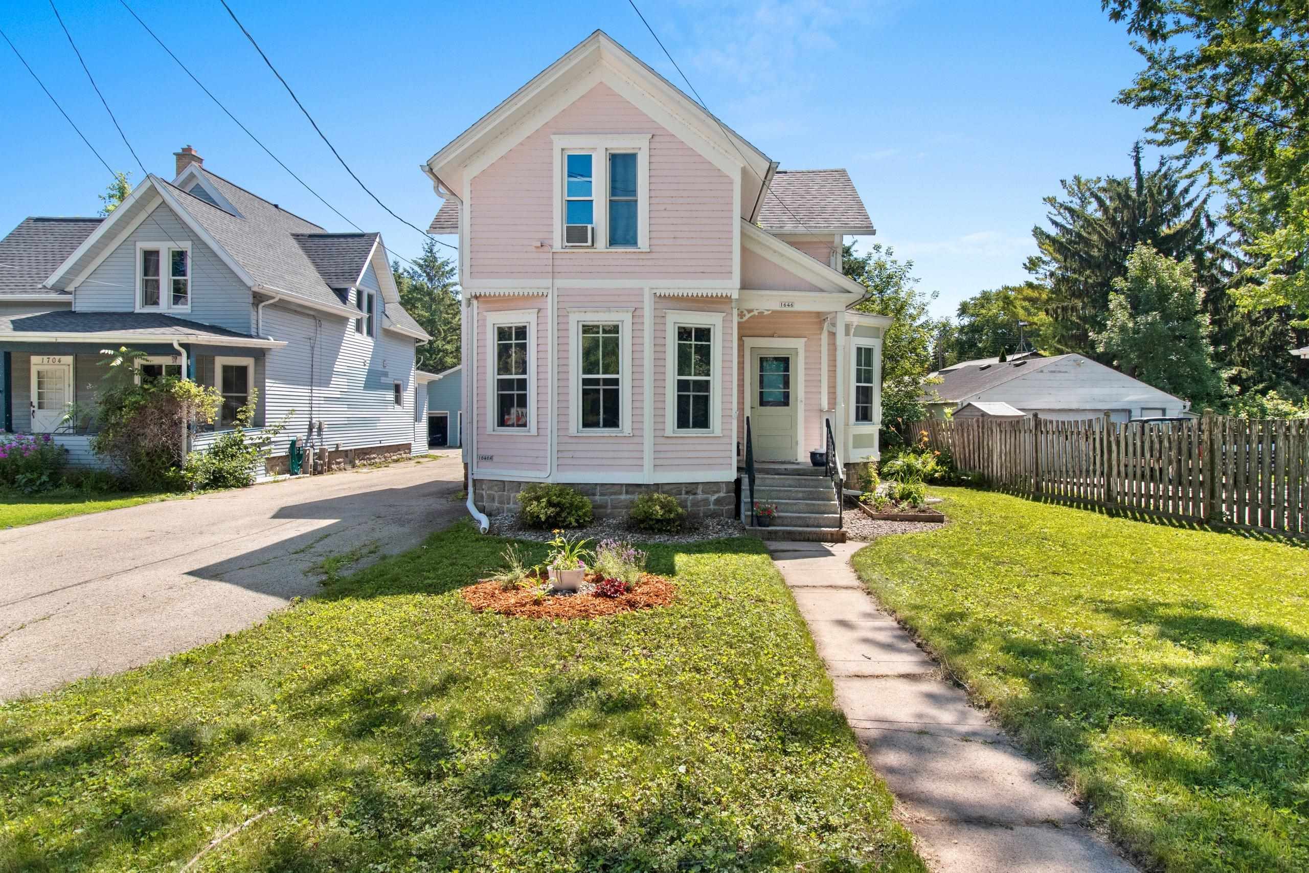 1646 ELMWOOD Avenue property preview photograph