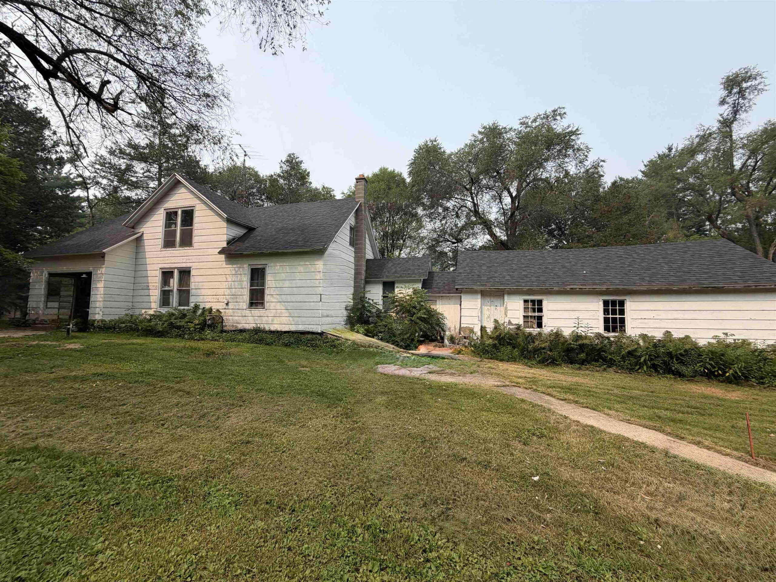 W7868 STATE HWY 152 property preview photograph