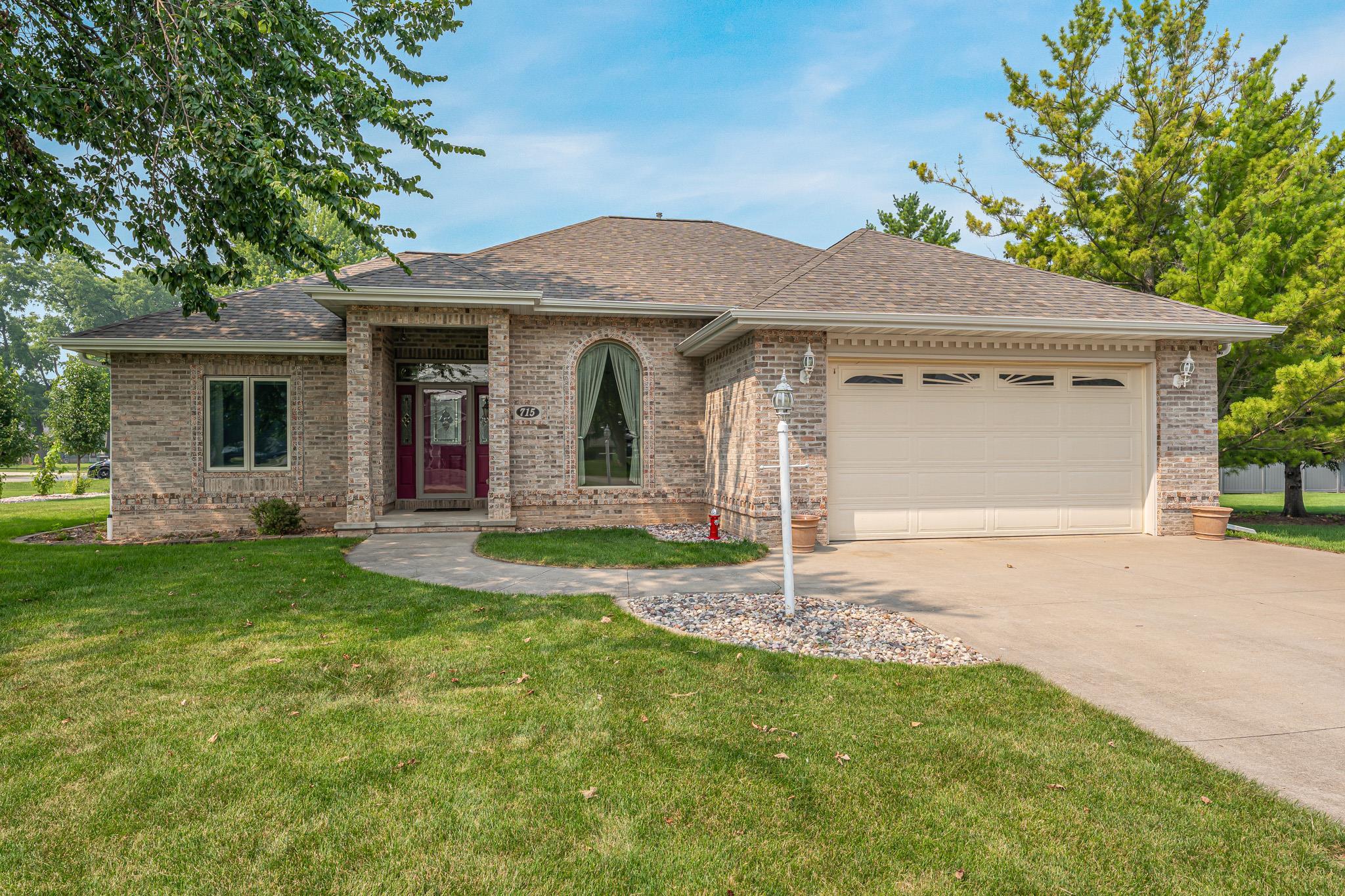 715 JENNIFER Court property preview photograph