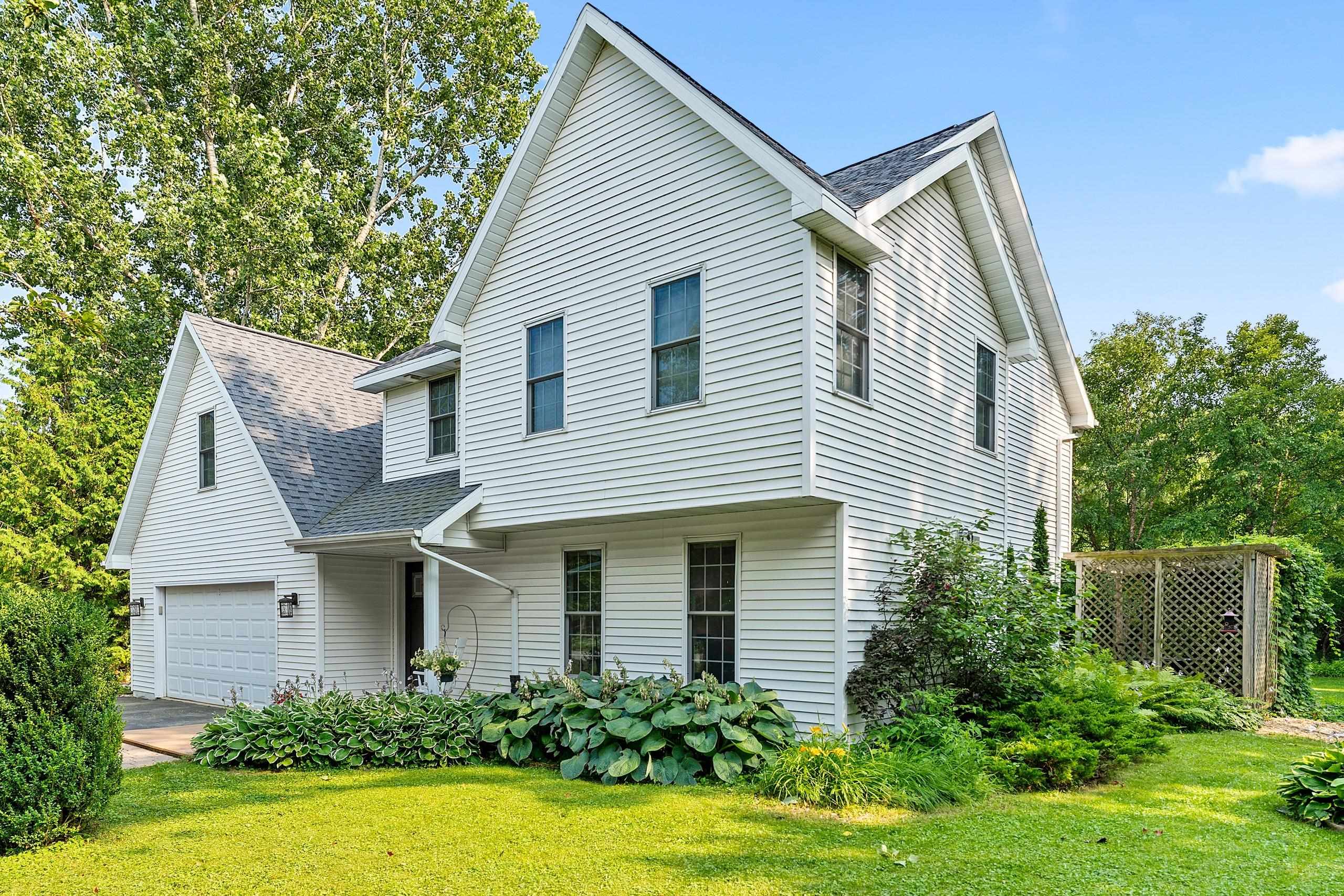 5036 E RONSMAN Road property preview photograph