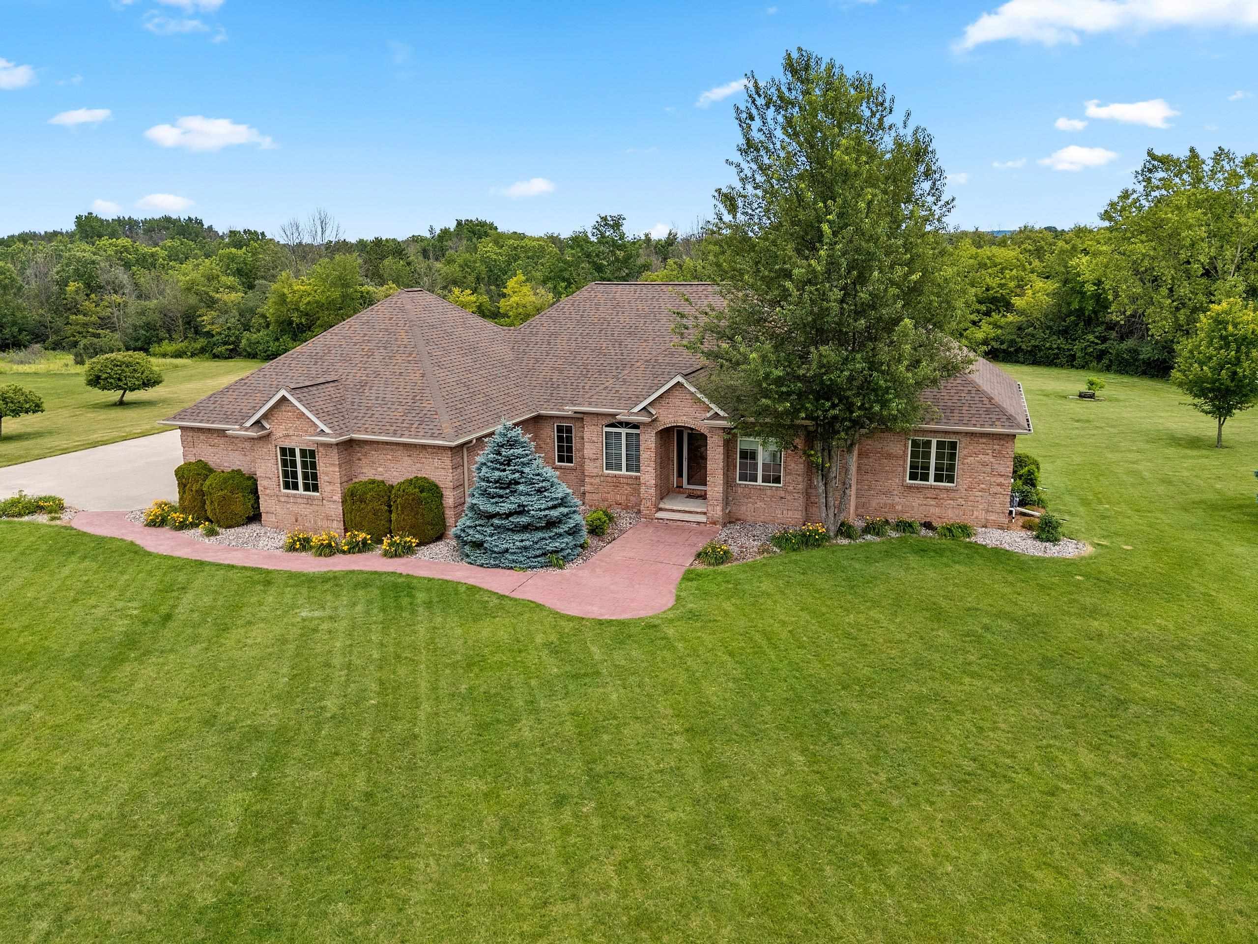 11 CORN SILK Court property preview photograph