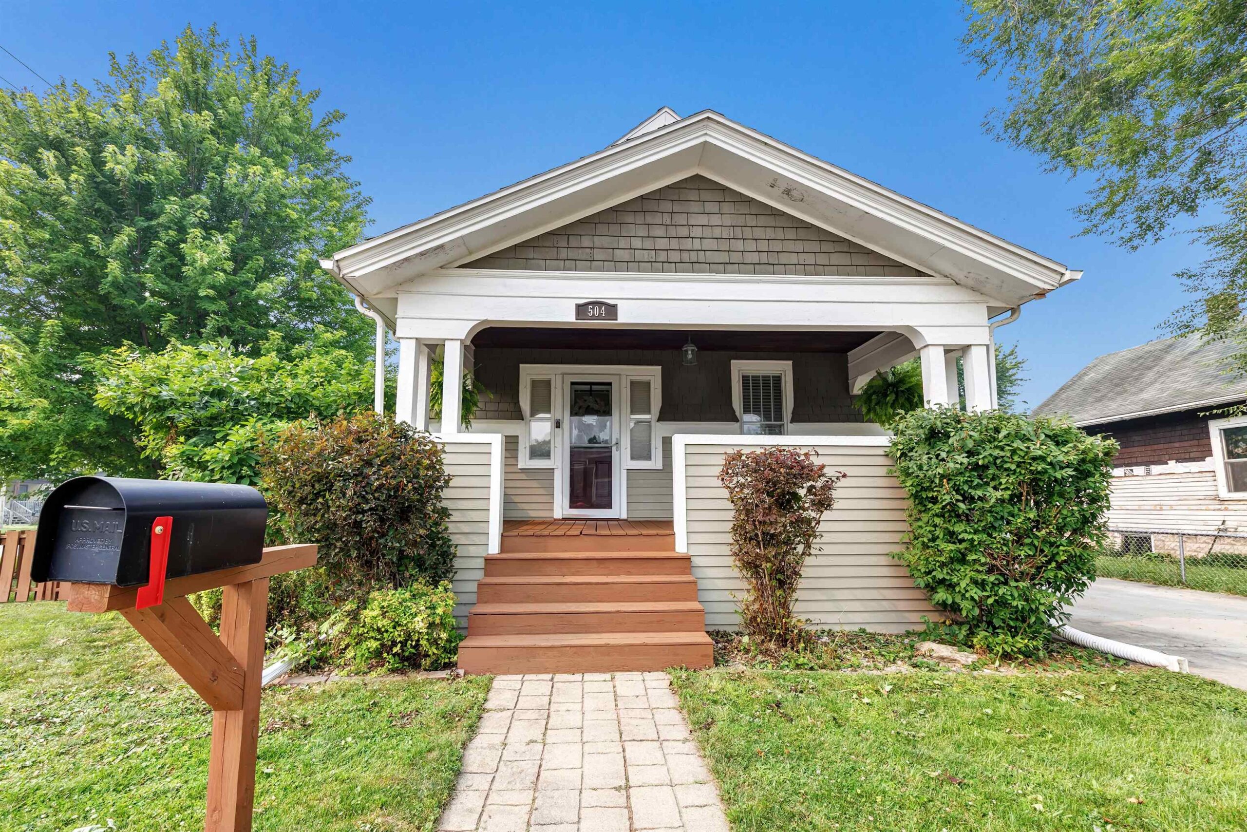 504 HEWITT Street property preview photograph