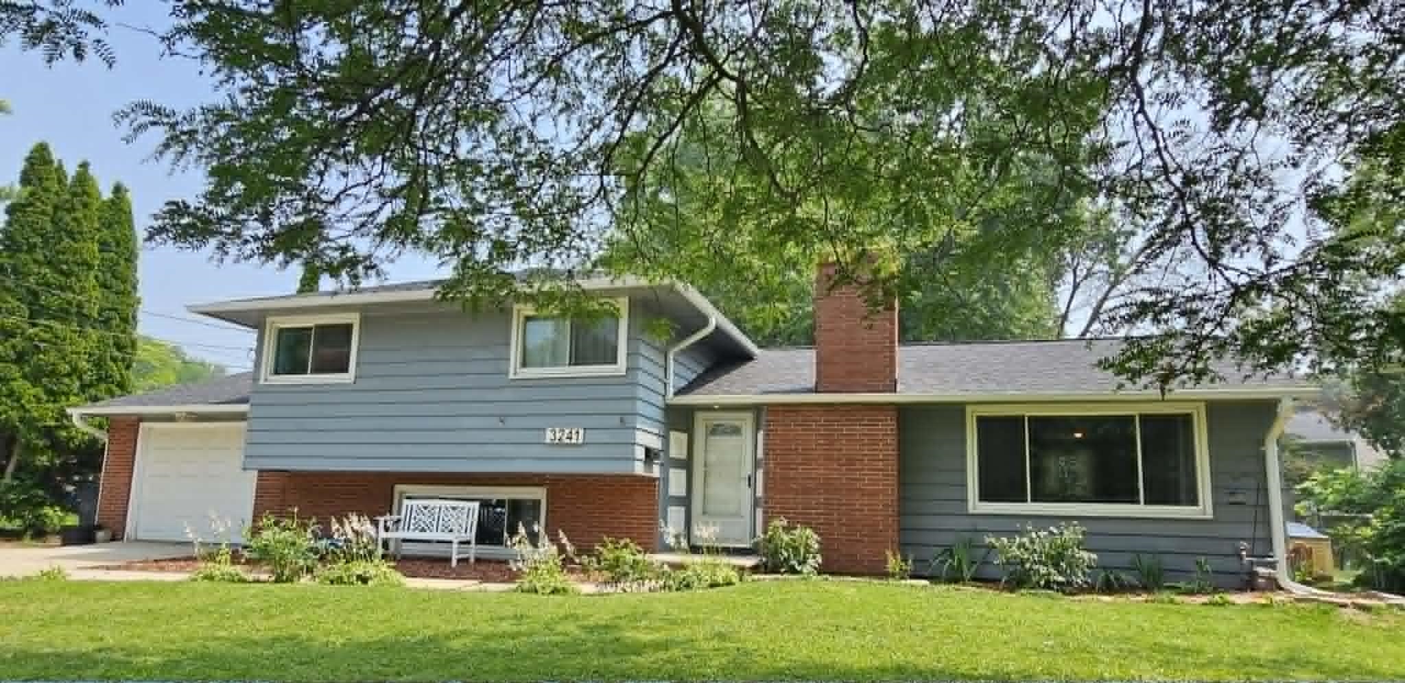 3241 S CLAY Street property preview photograph